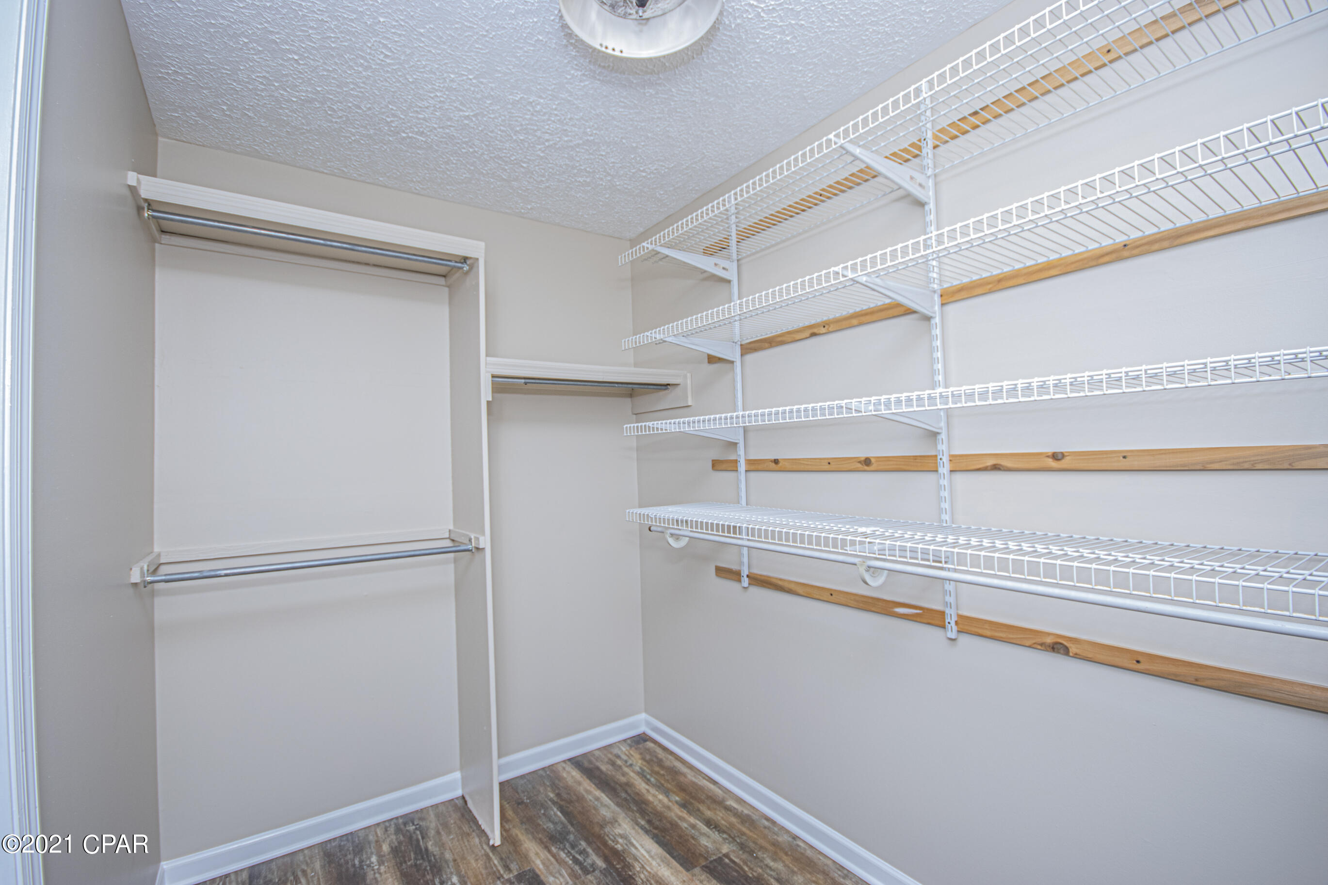 Grimes Callaway Bayou Est U-5 - Residential