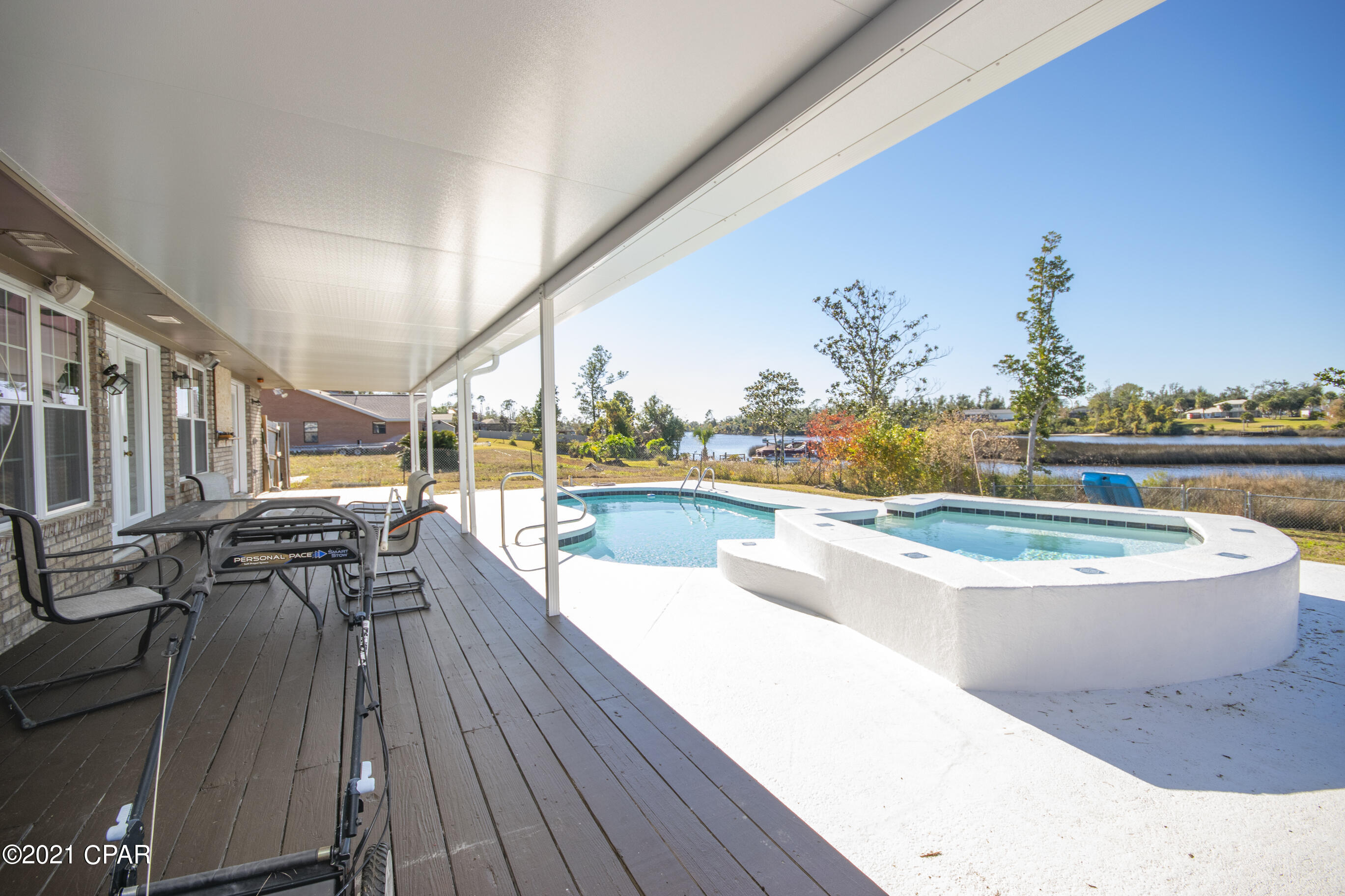 Grimes Callaway Bayou Est U-5 - Residential