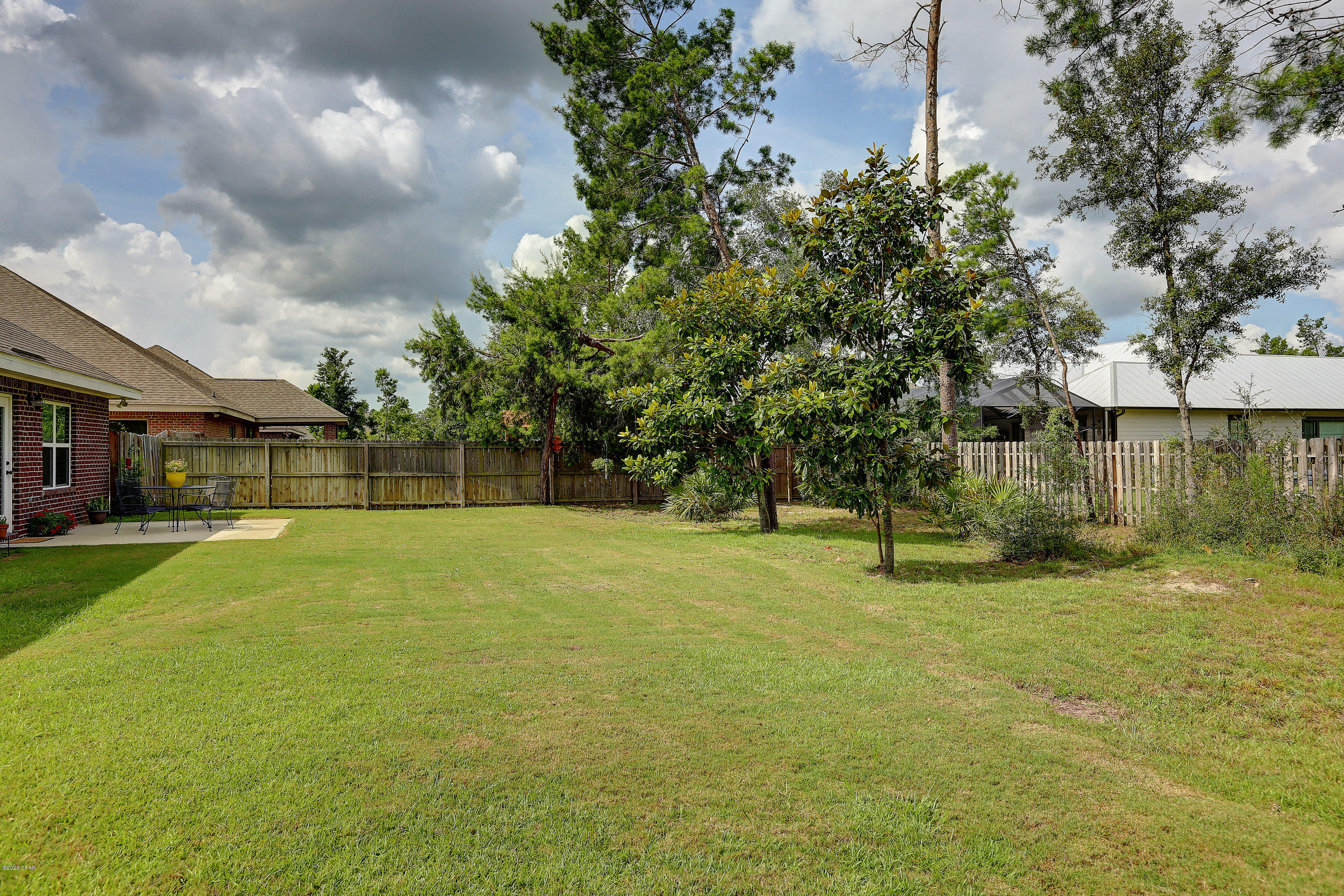 Lake Merial - Residential