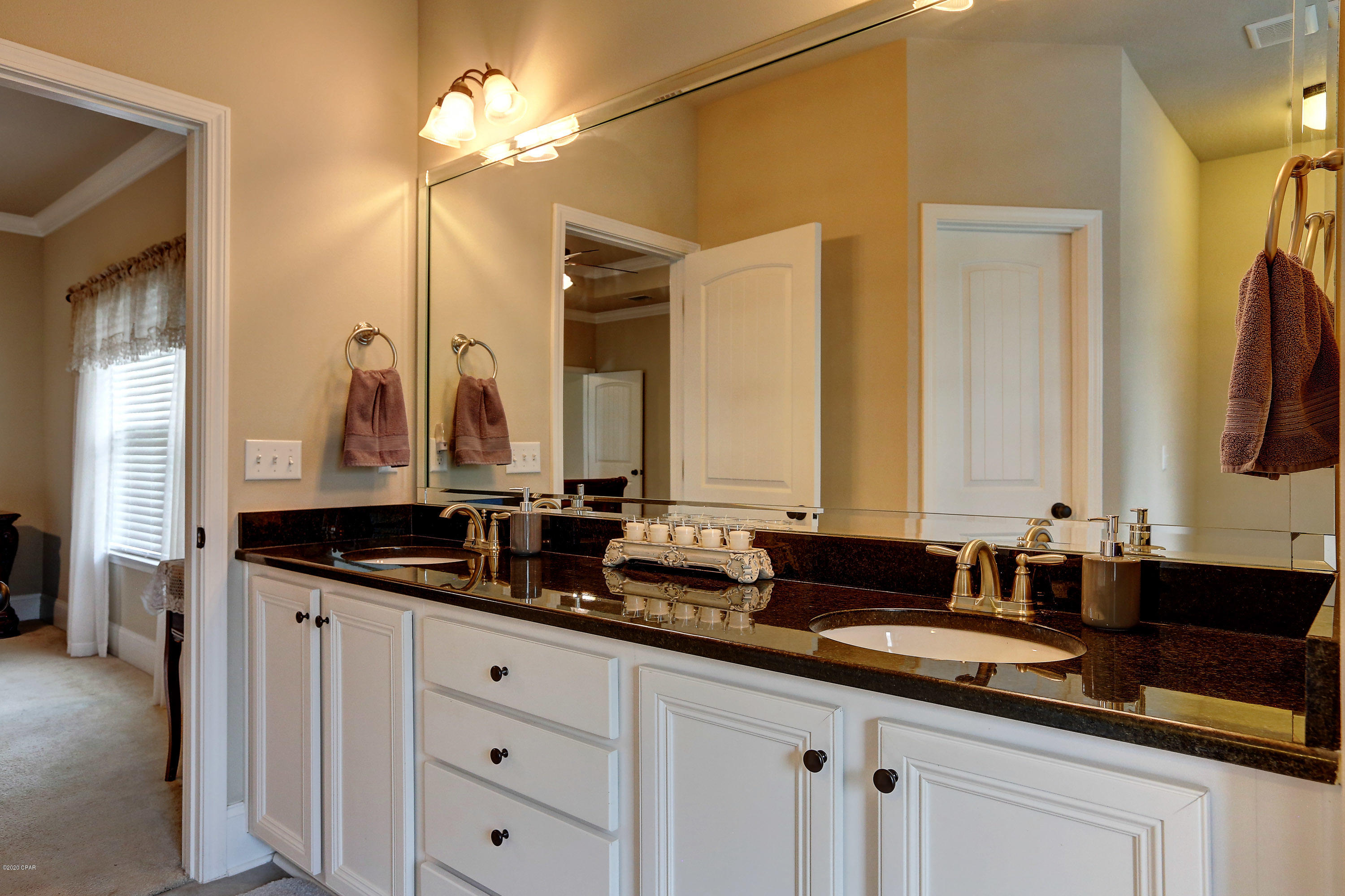 Lake Merial - Residential