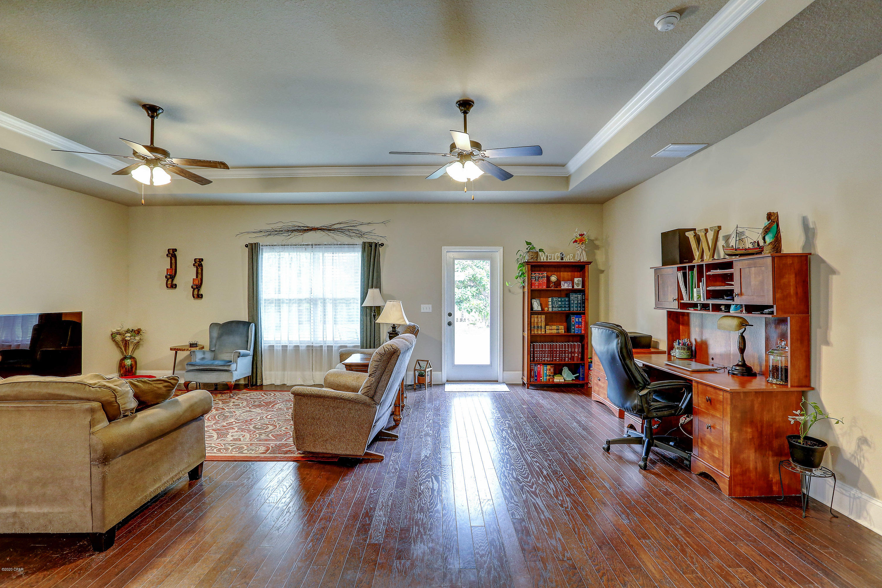 Lake Merial - Residential