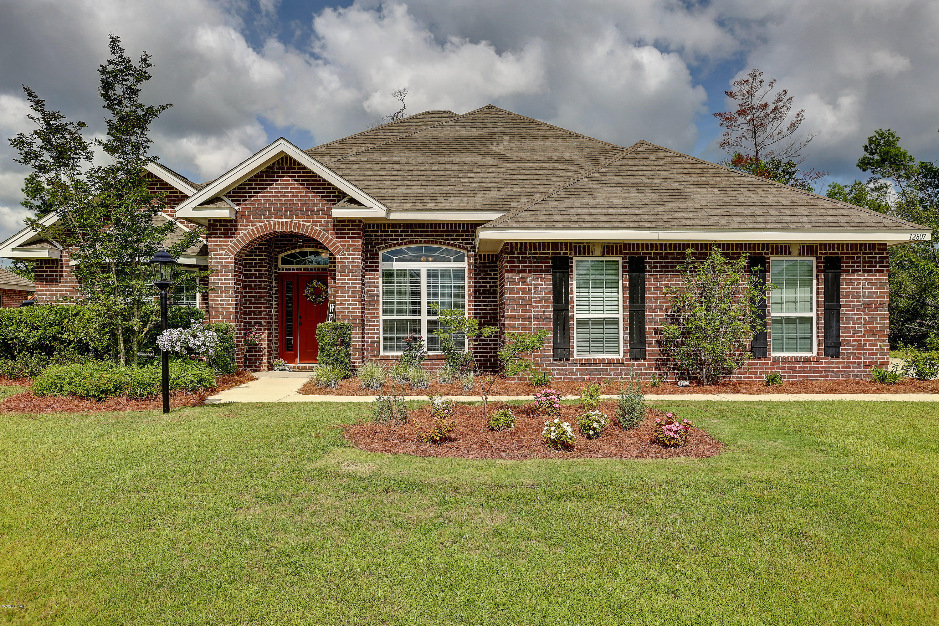 Lake Merial - Residential