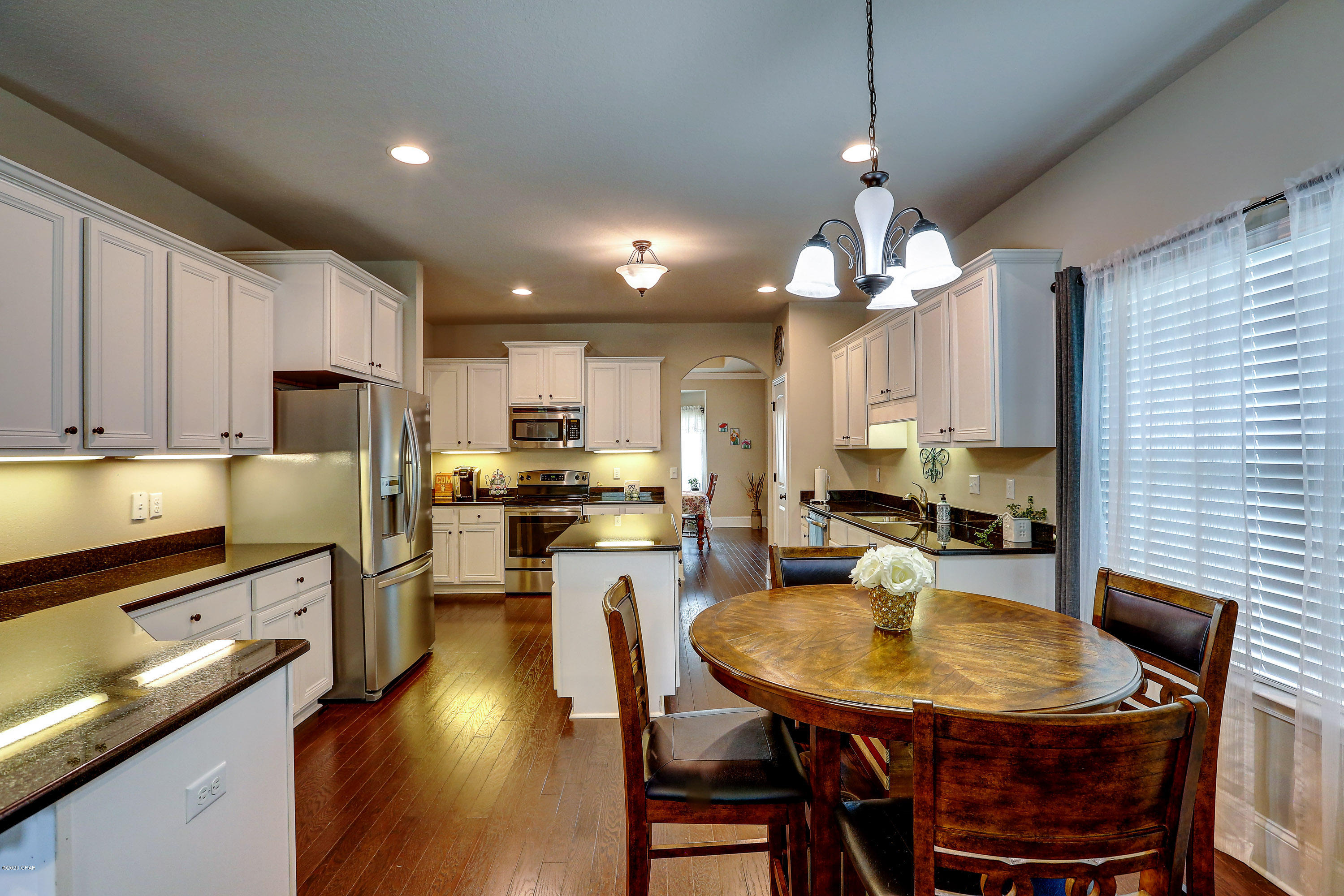 Lake Merial - Residential