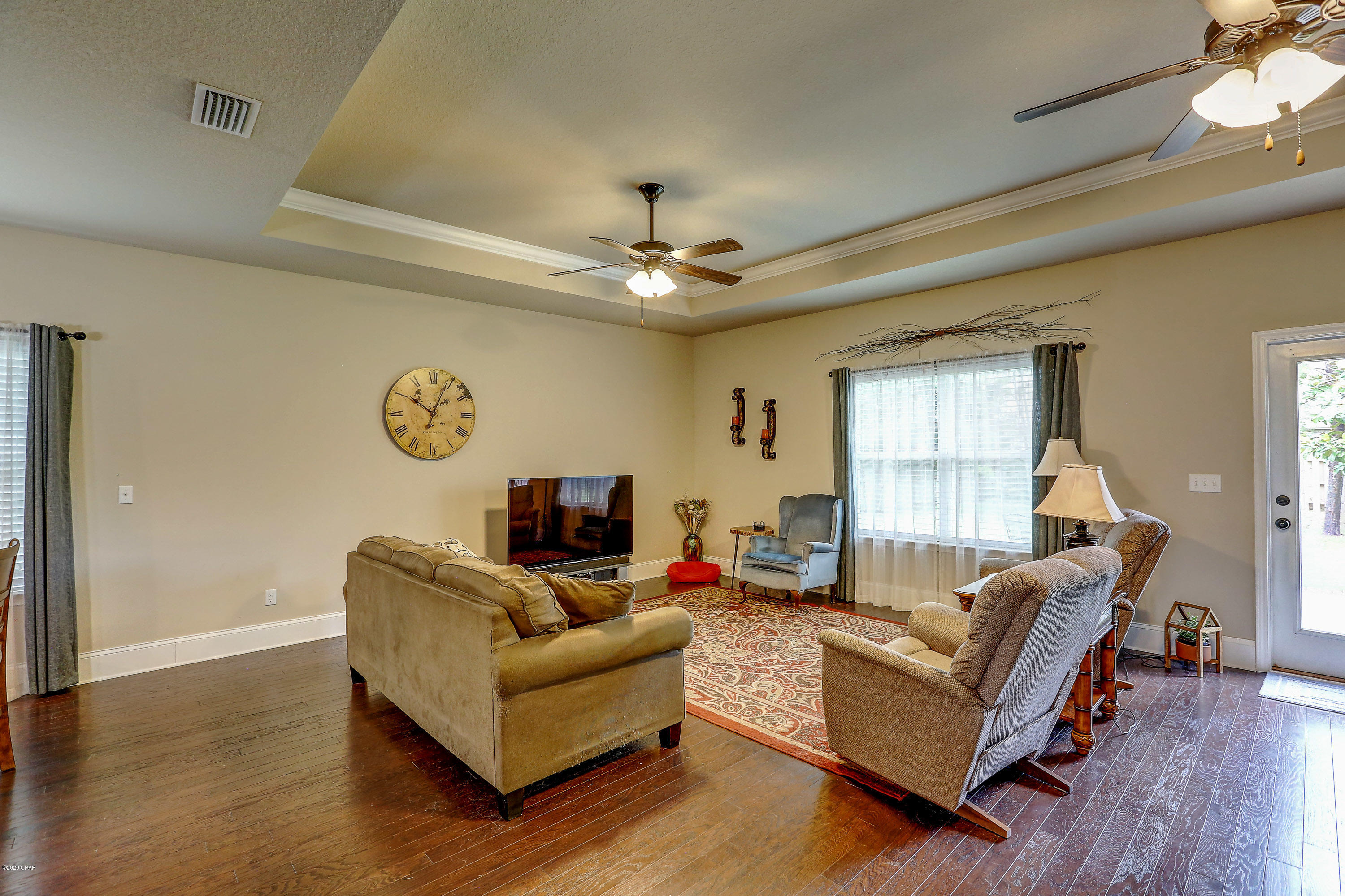 Lake Merial - Residential