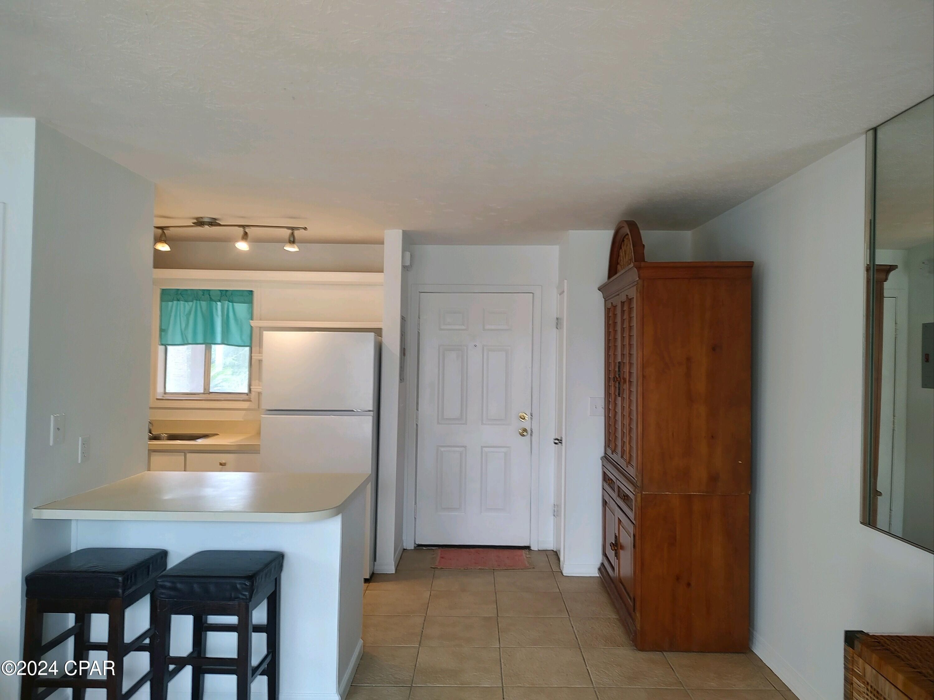 Pirate's Cove Inlet Condo Ph 3 - Residential