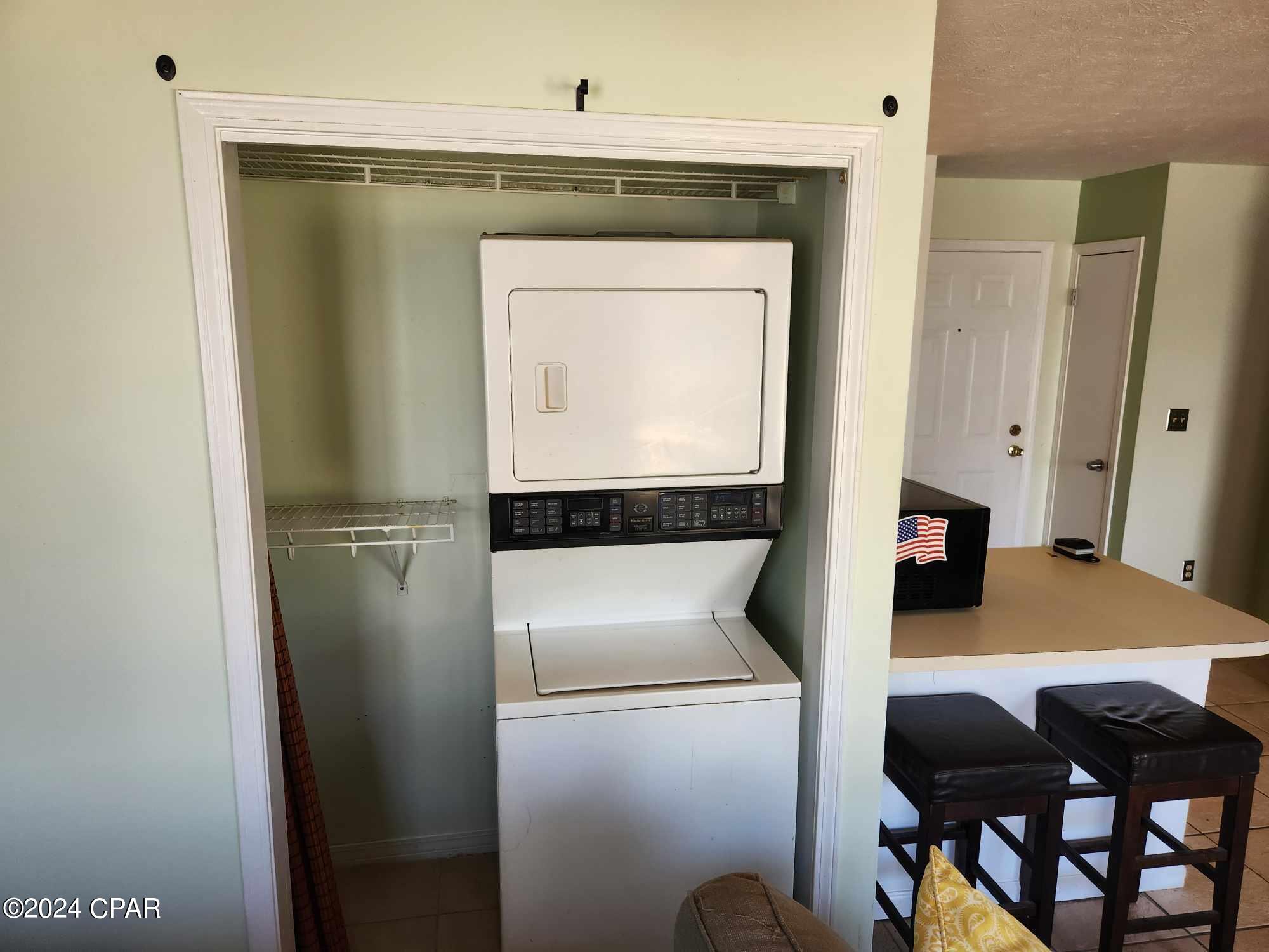 Pirate's Cove Inlet Condo Ph 3 - Residential