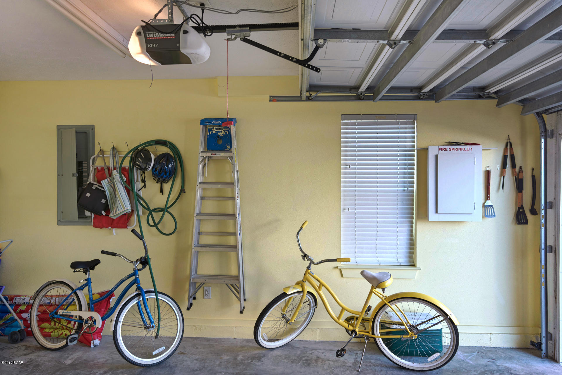 Casa Del Mar - Residential