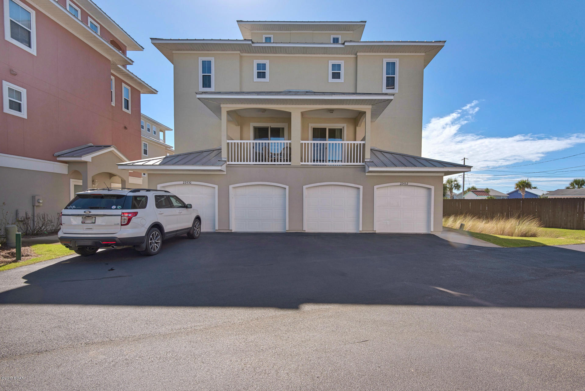 Casa Del Mar - Residential