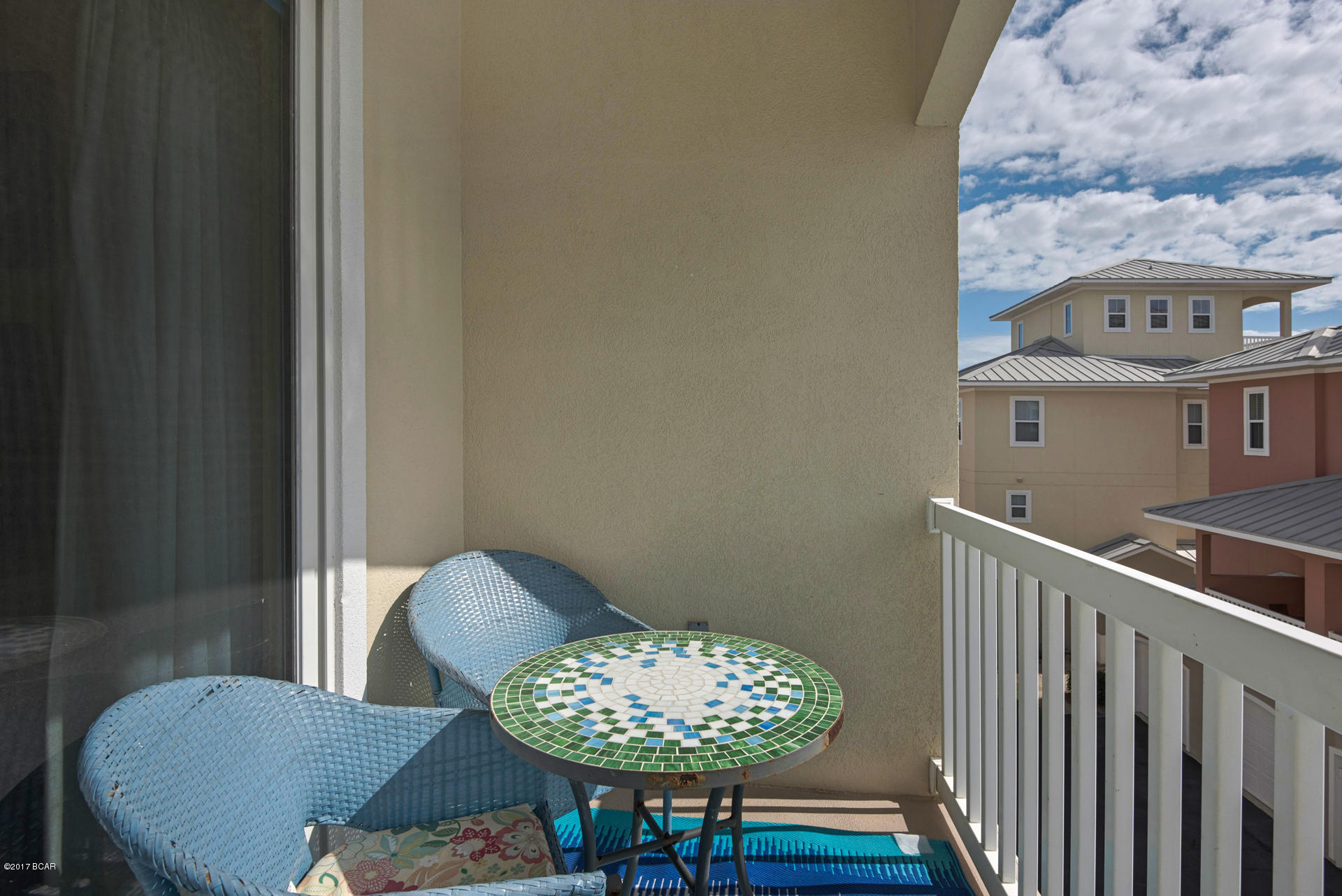 Casa Del Mar - Residential