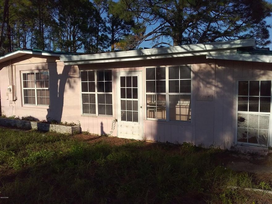 Investors alert! Beach cottage on large lot close to restaurants,  beach  access,  lagoon  boat ramp, and more... Home needs work but would make a great second home, rental, or investment property.
