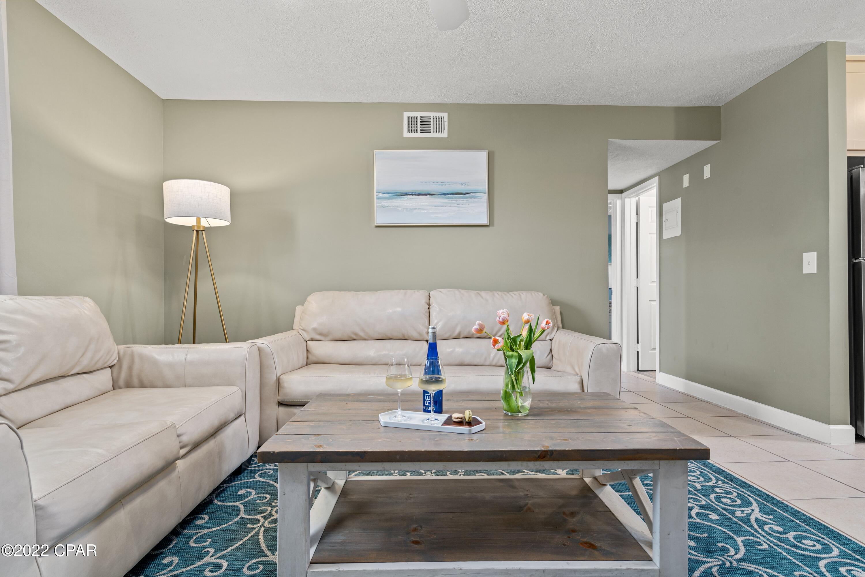 Embarcadero - Residential Lease