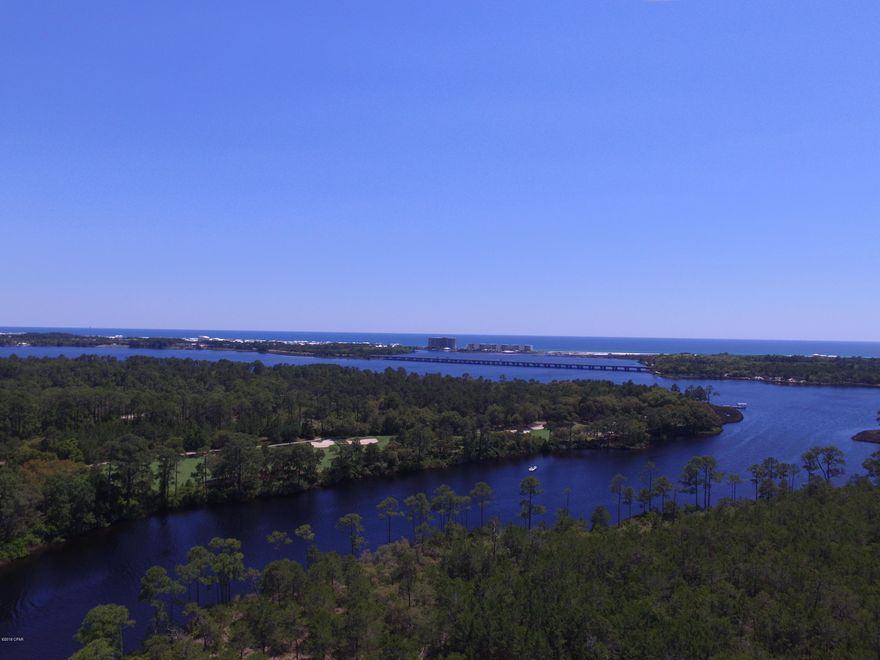 lake front lot in Wild Heron