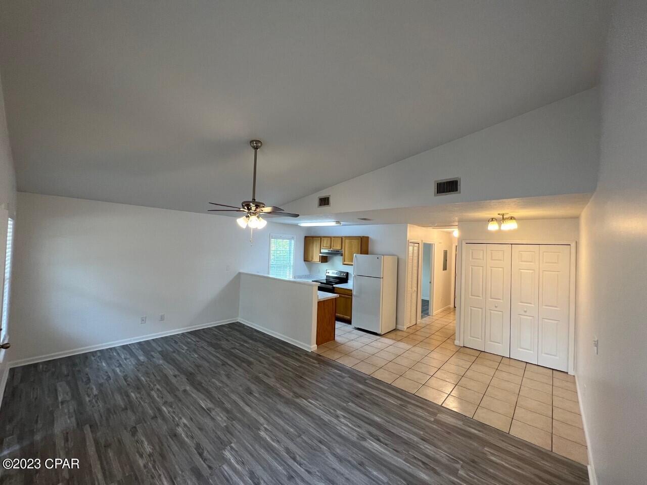 [No Recorded Subdiv] - Residential Lease