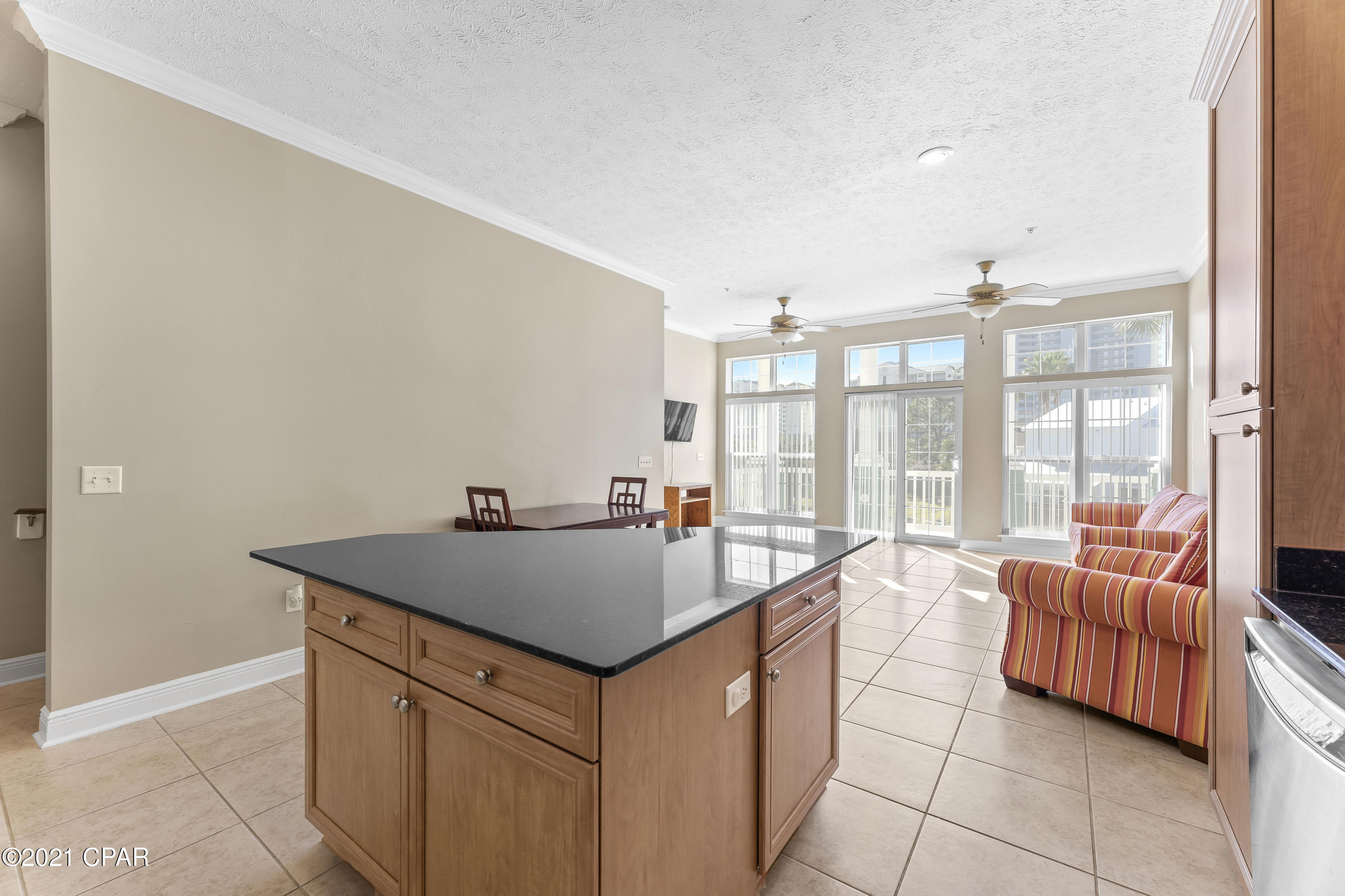 Long Beach 3rd - Residential