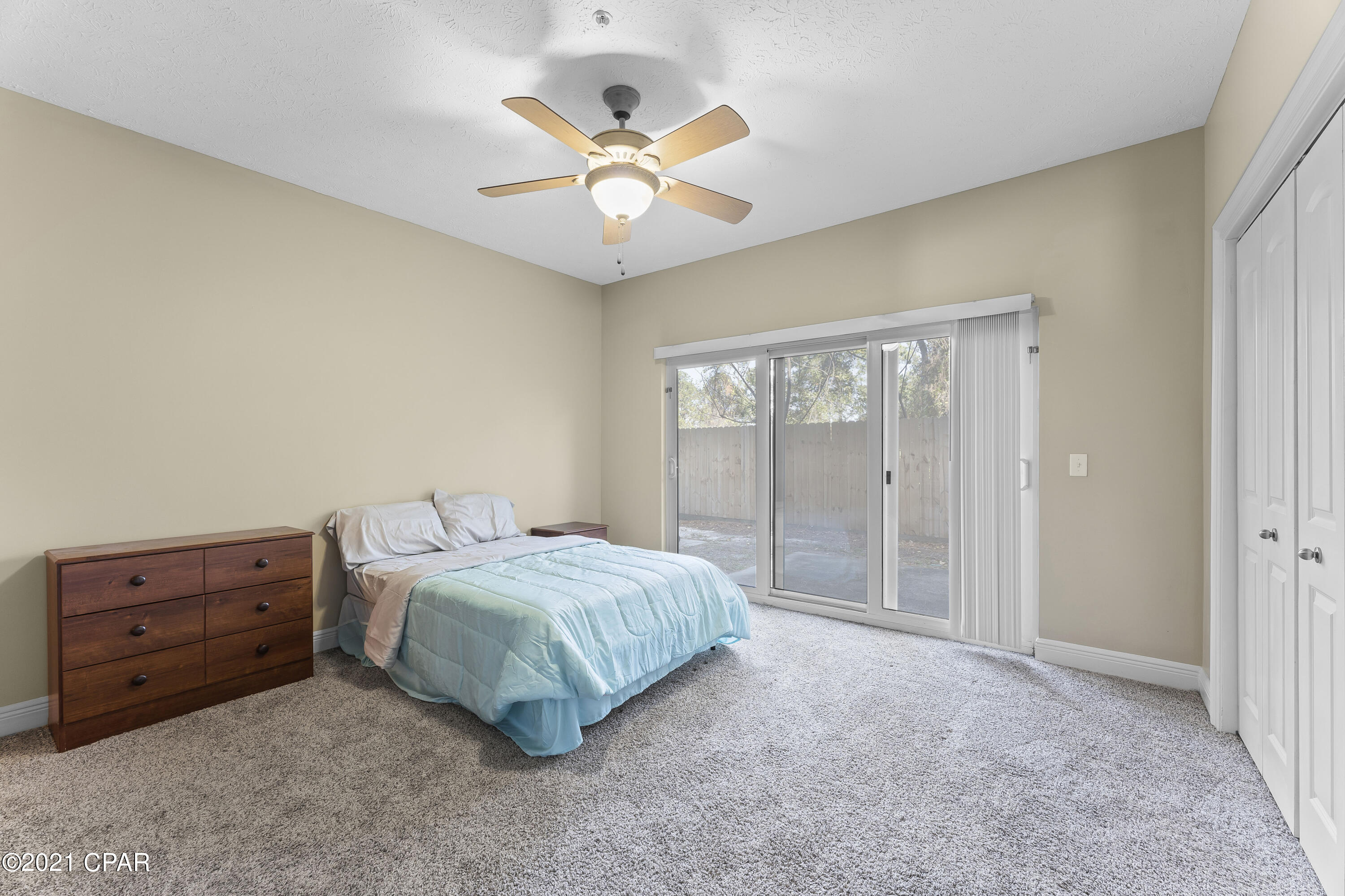 Long Beach 3rd - Residential