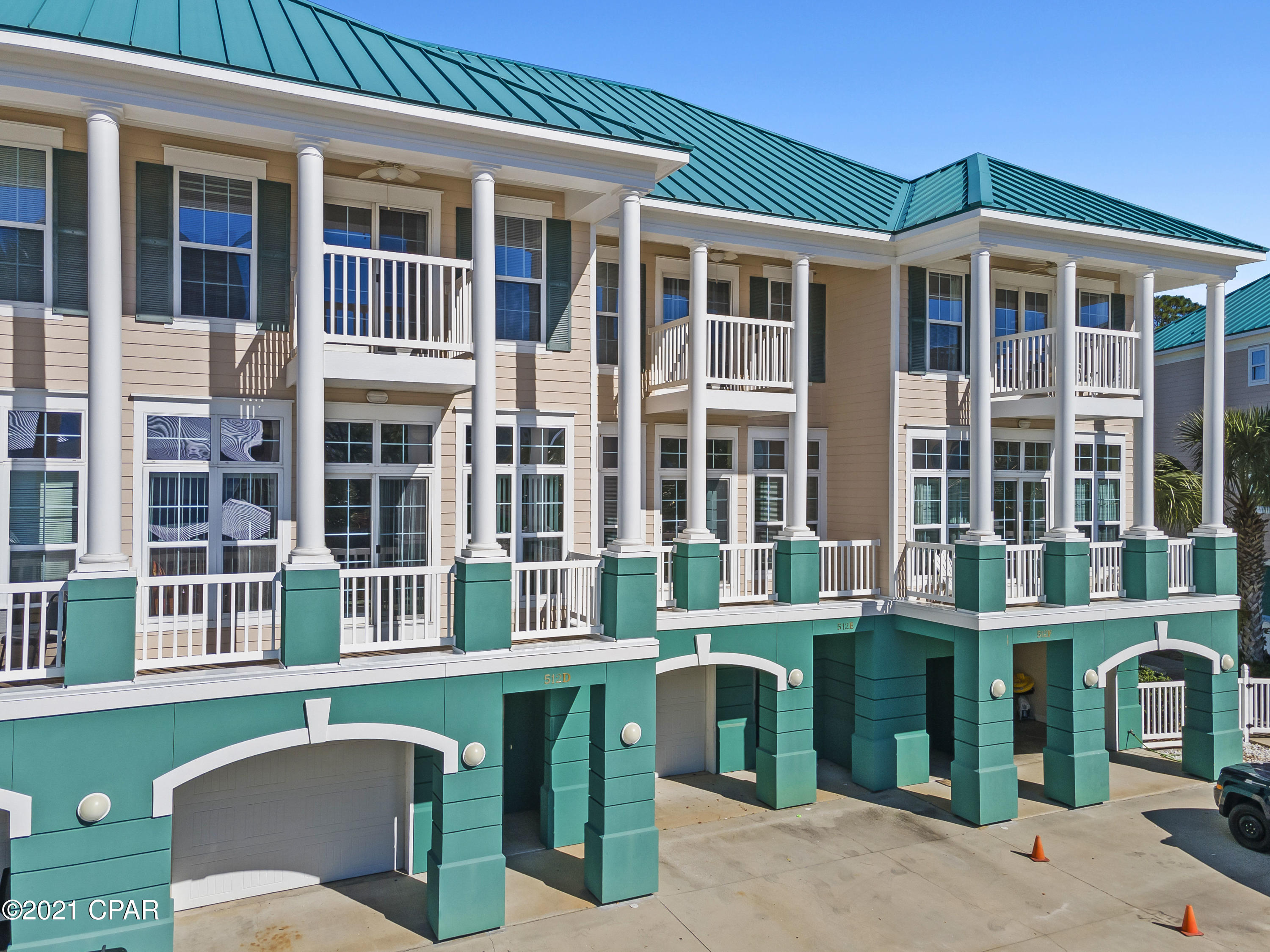 Long Beach 3rd - Residential