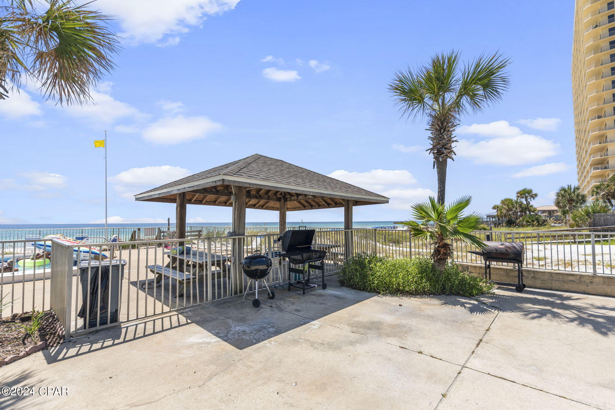 Ocean Terr. Condo. - Residential