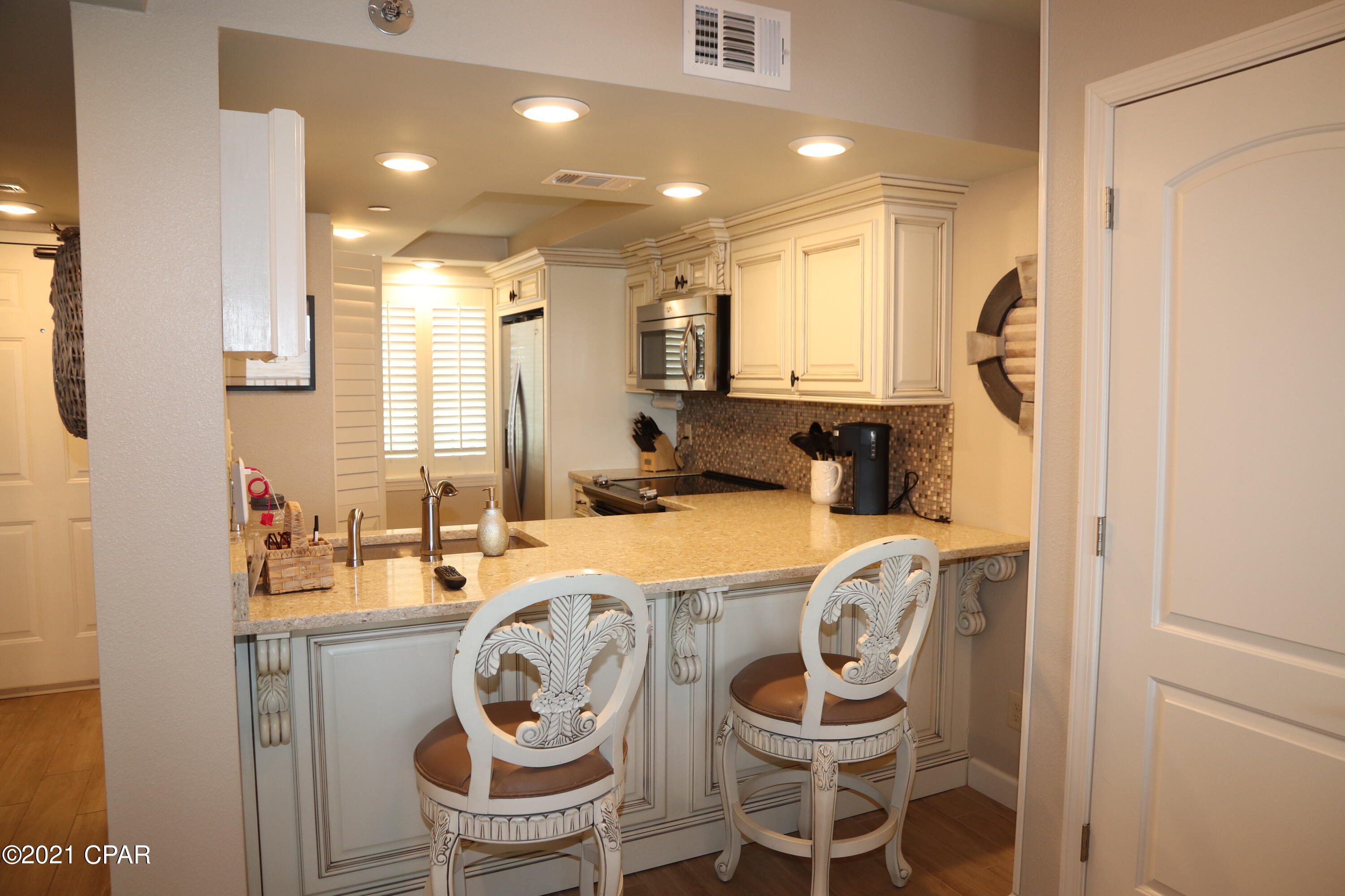 The Commodore - Residential