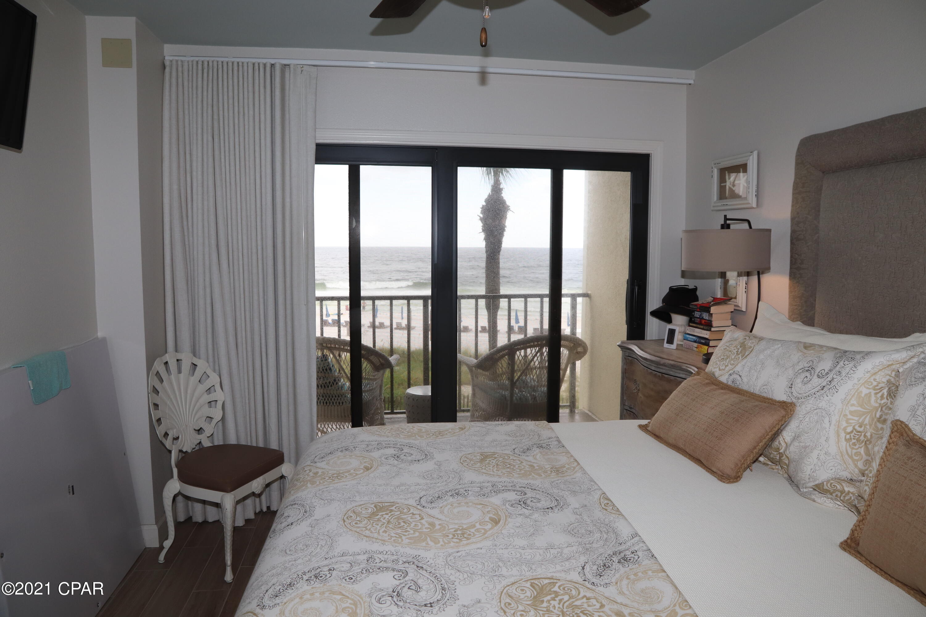 The Commodore - Residential