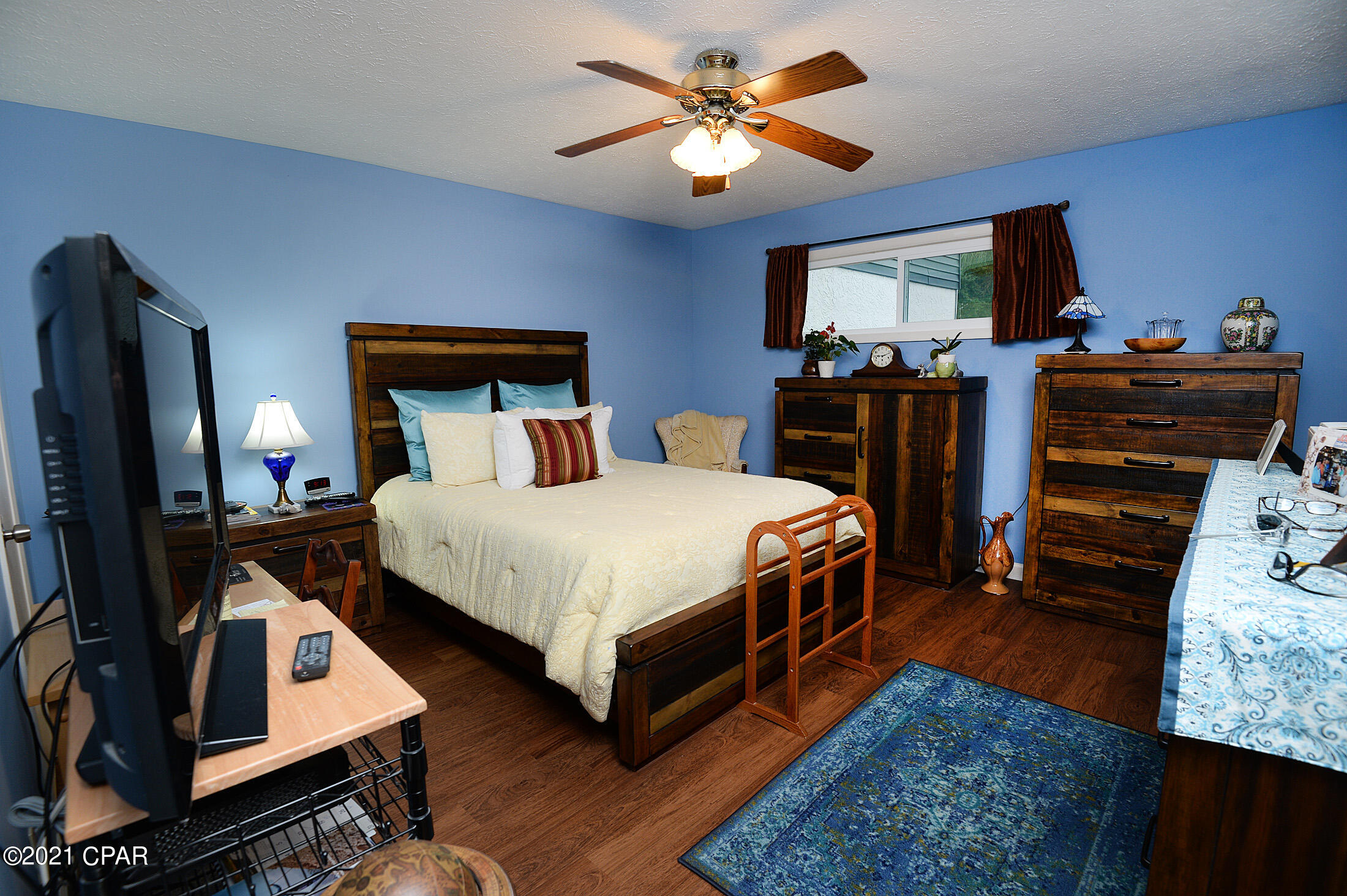 Shade Tree Condo Ph II - Residential