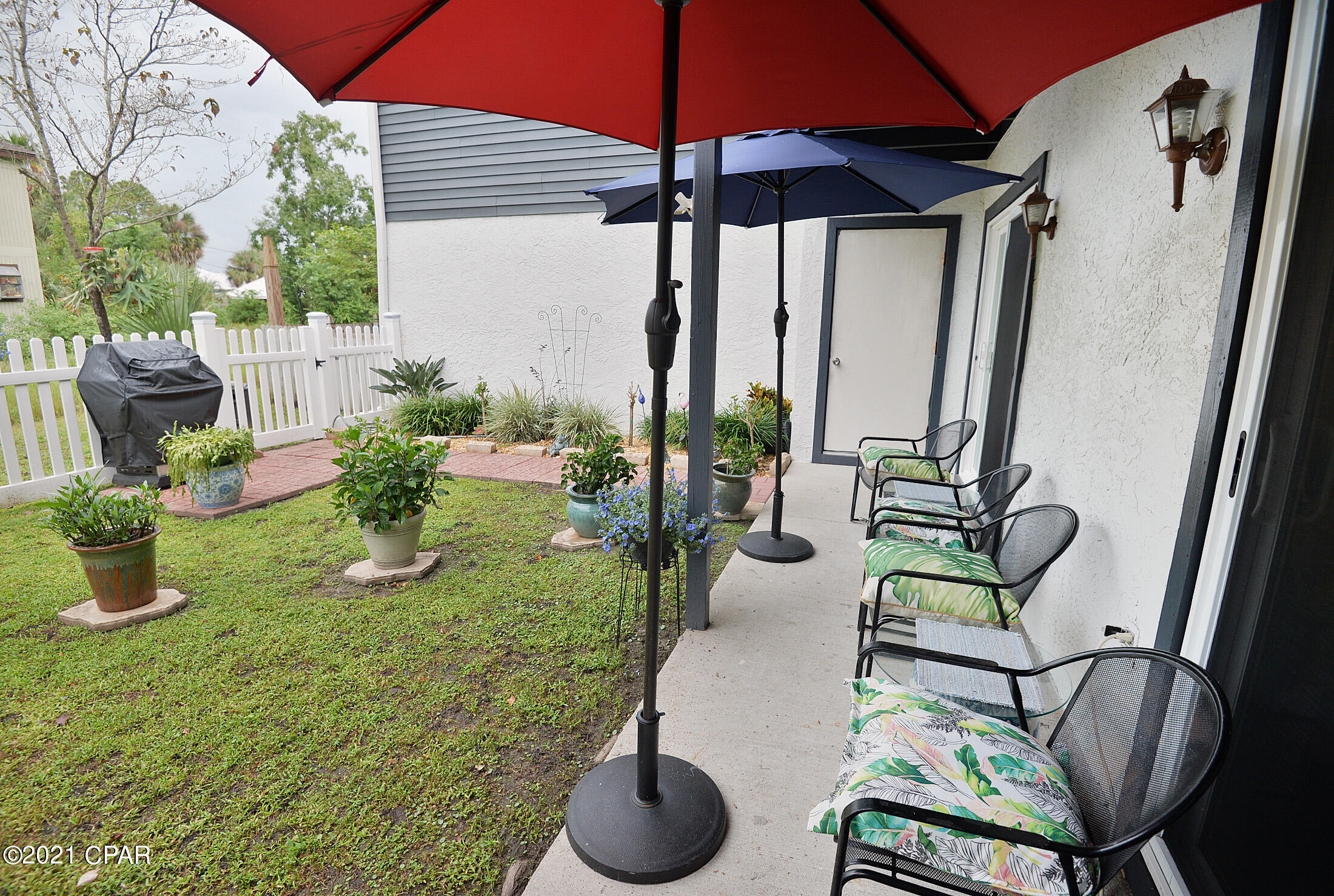 Shade Tree Condo Ph II - Residential