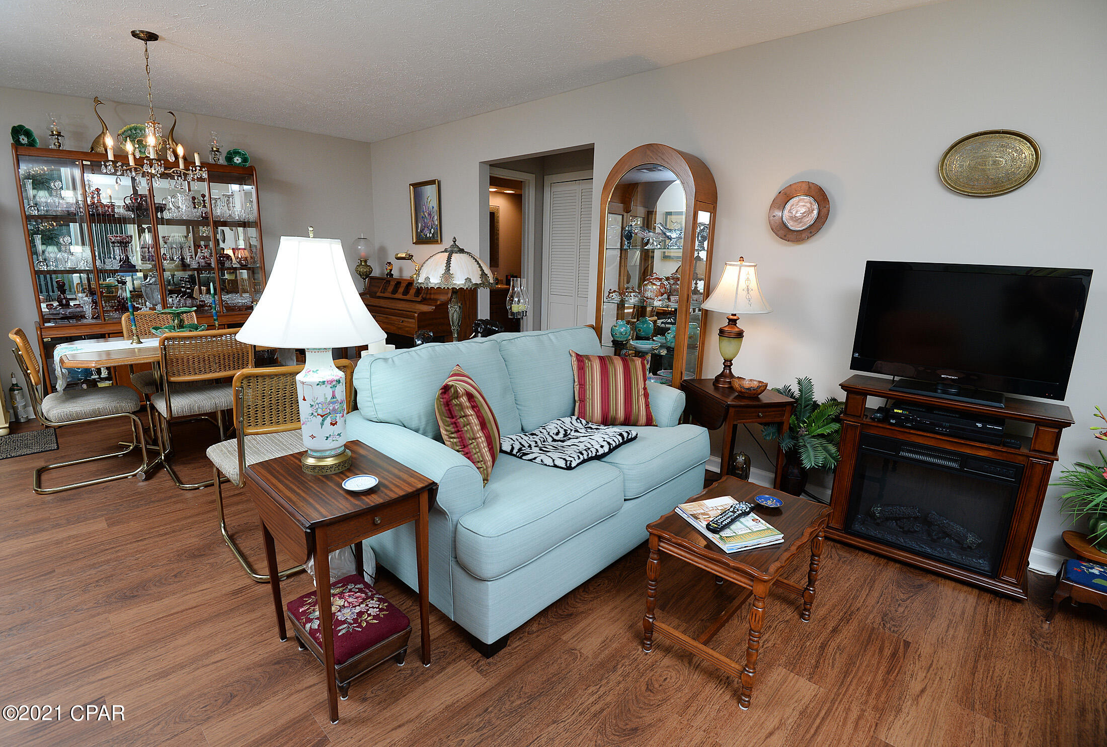 Shade Tree Condo Ph II - Residential