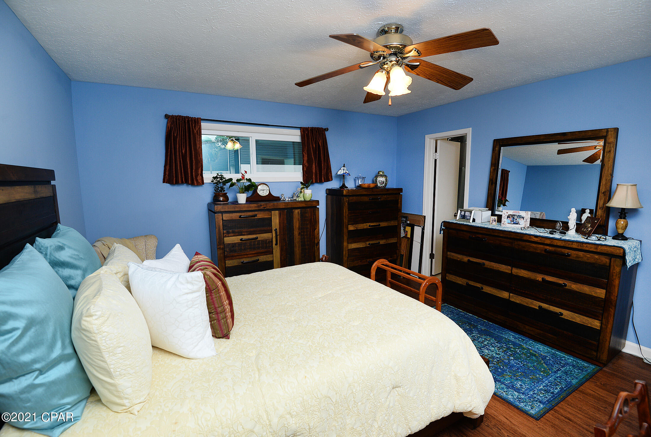 Shade Tree Condo Ph II - Residential