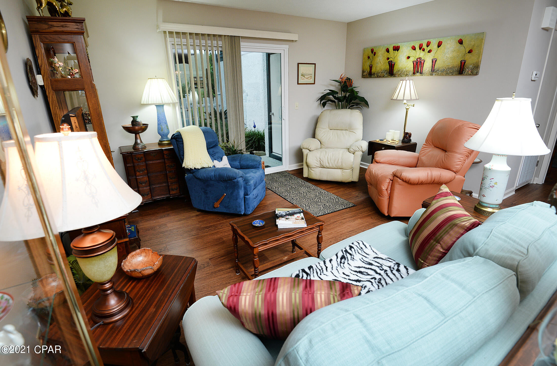 Shade Tree Condo Ph II - Residential