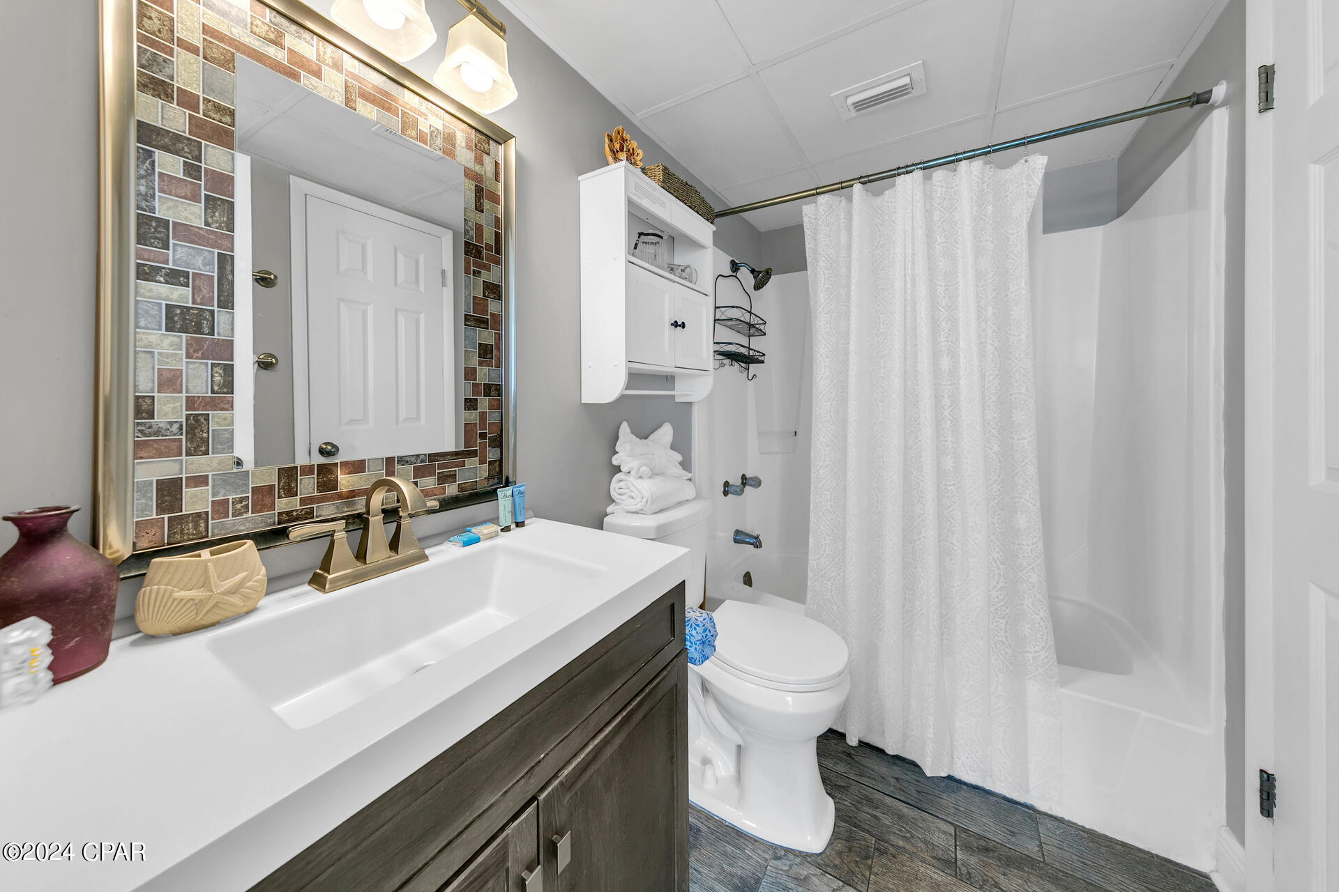 Sunbird Condo - Residential