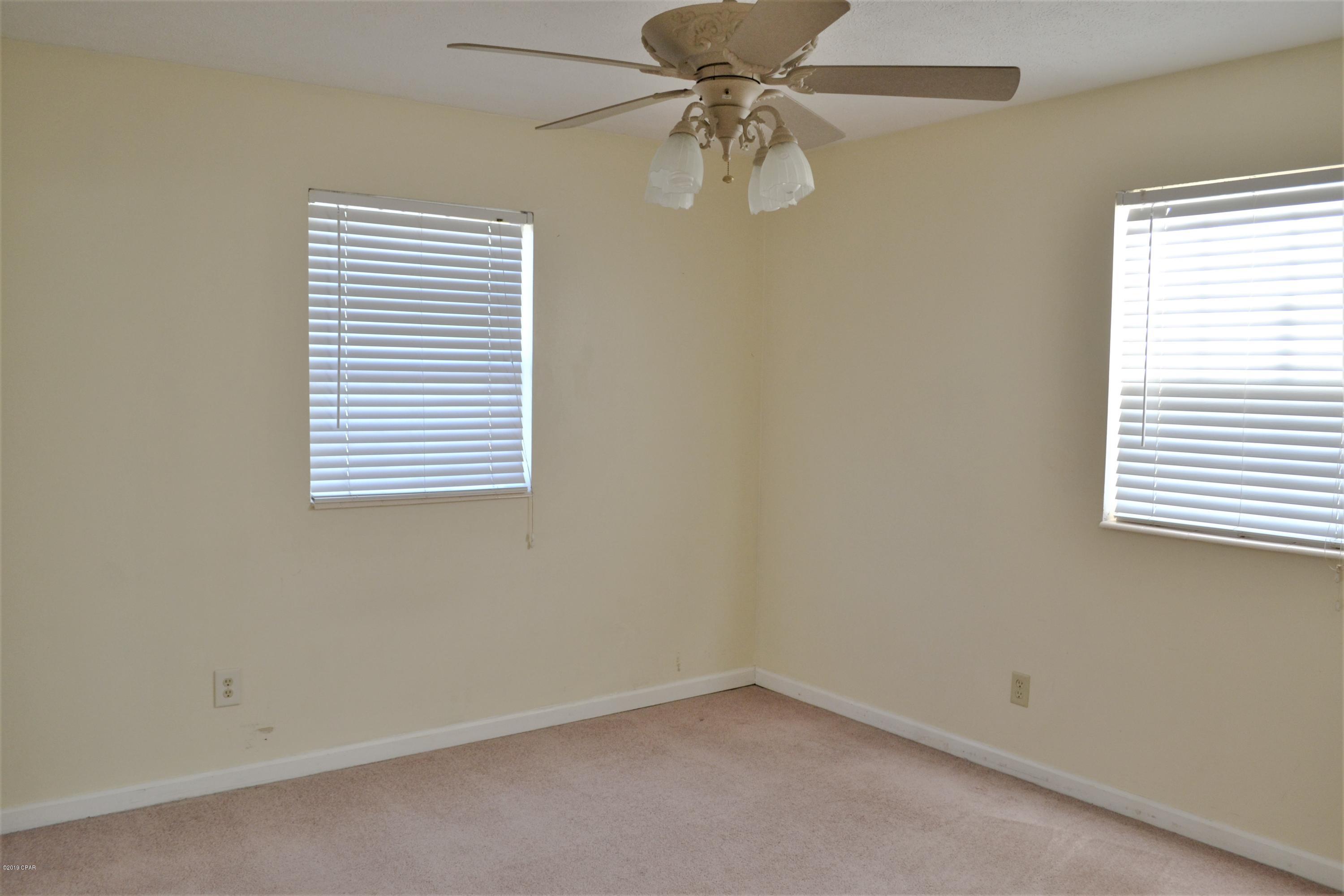 Lannie Rowe Lake Estates U-7 - Residential