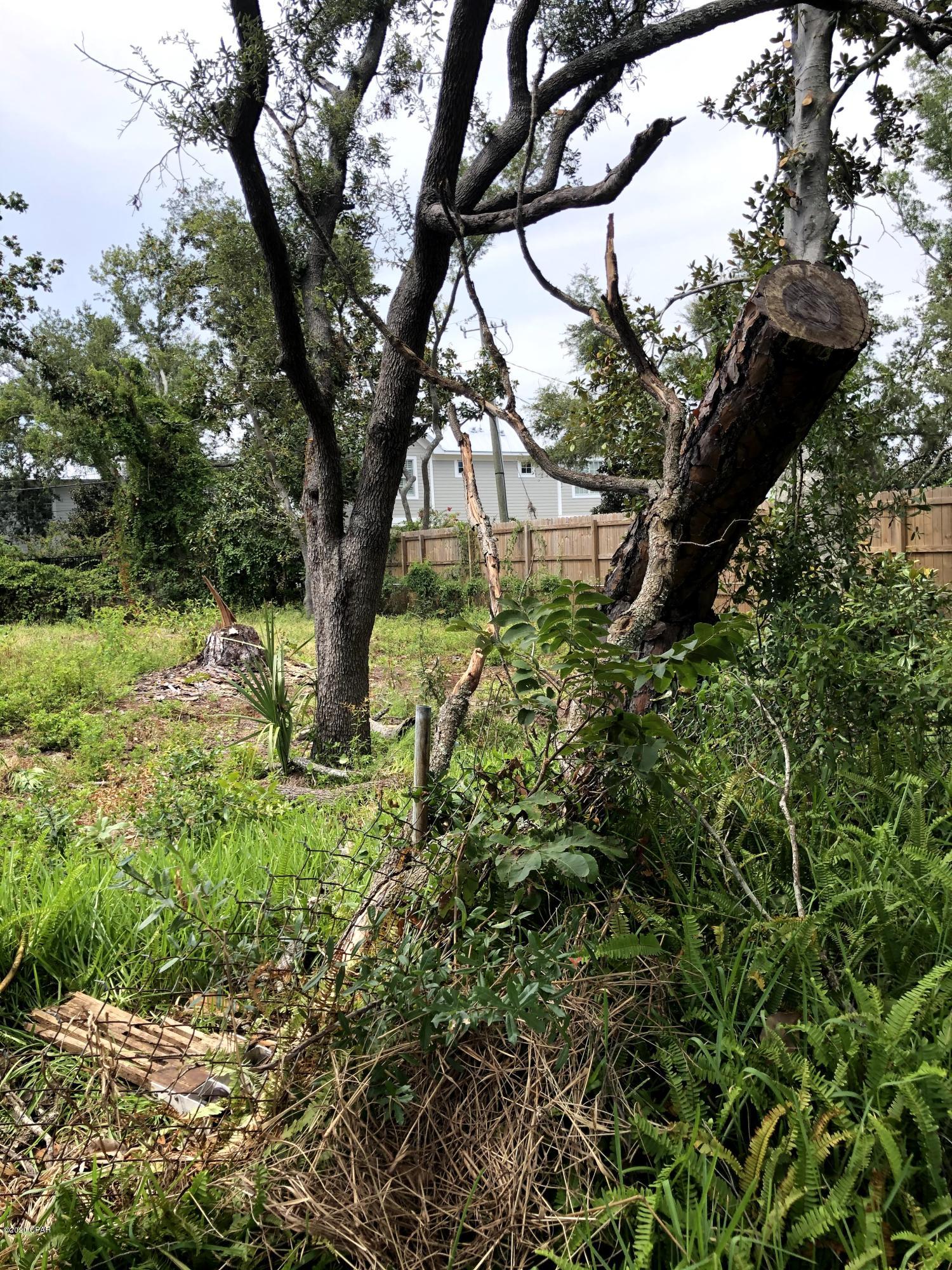 [No Recorded Subdiv] - Land