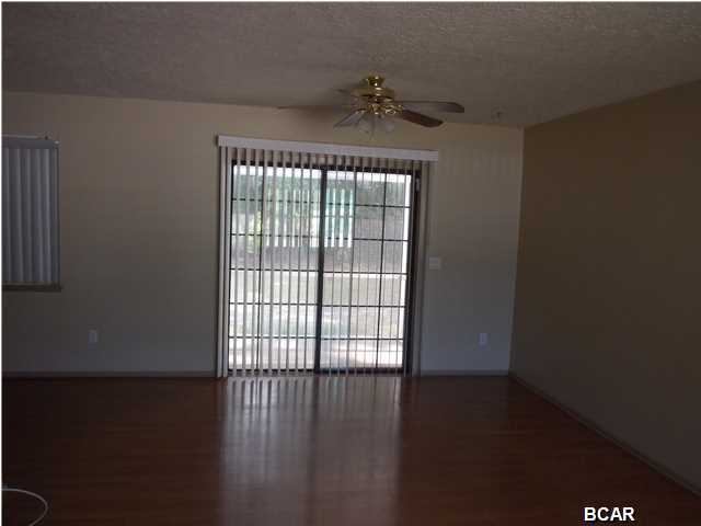 Pine Forest Est Ph 1 - Residential