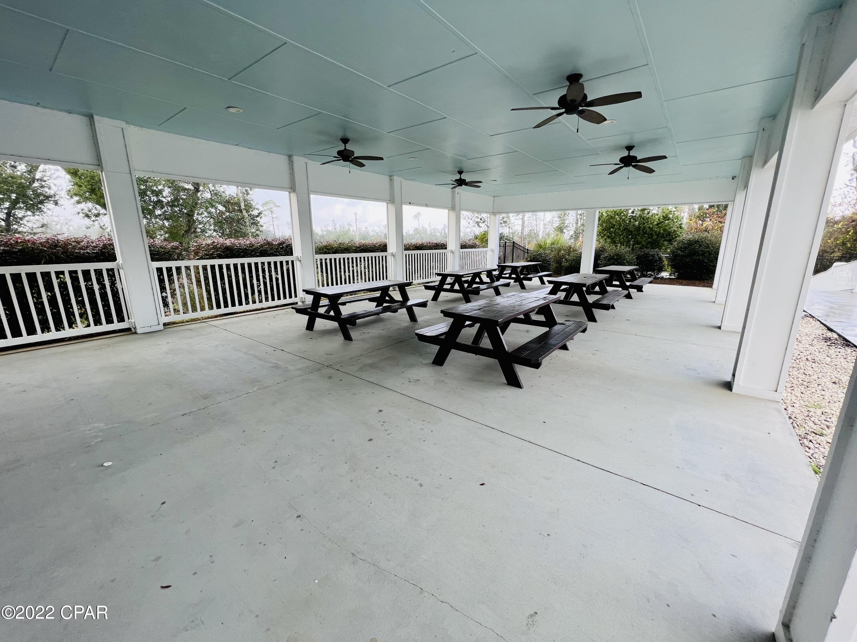 Riverside Park - Residential Lease