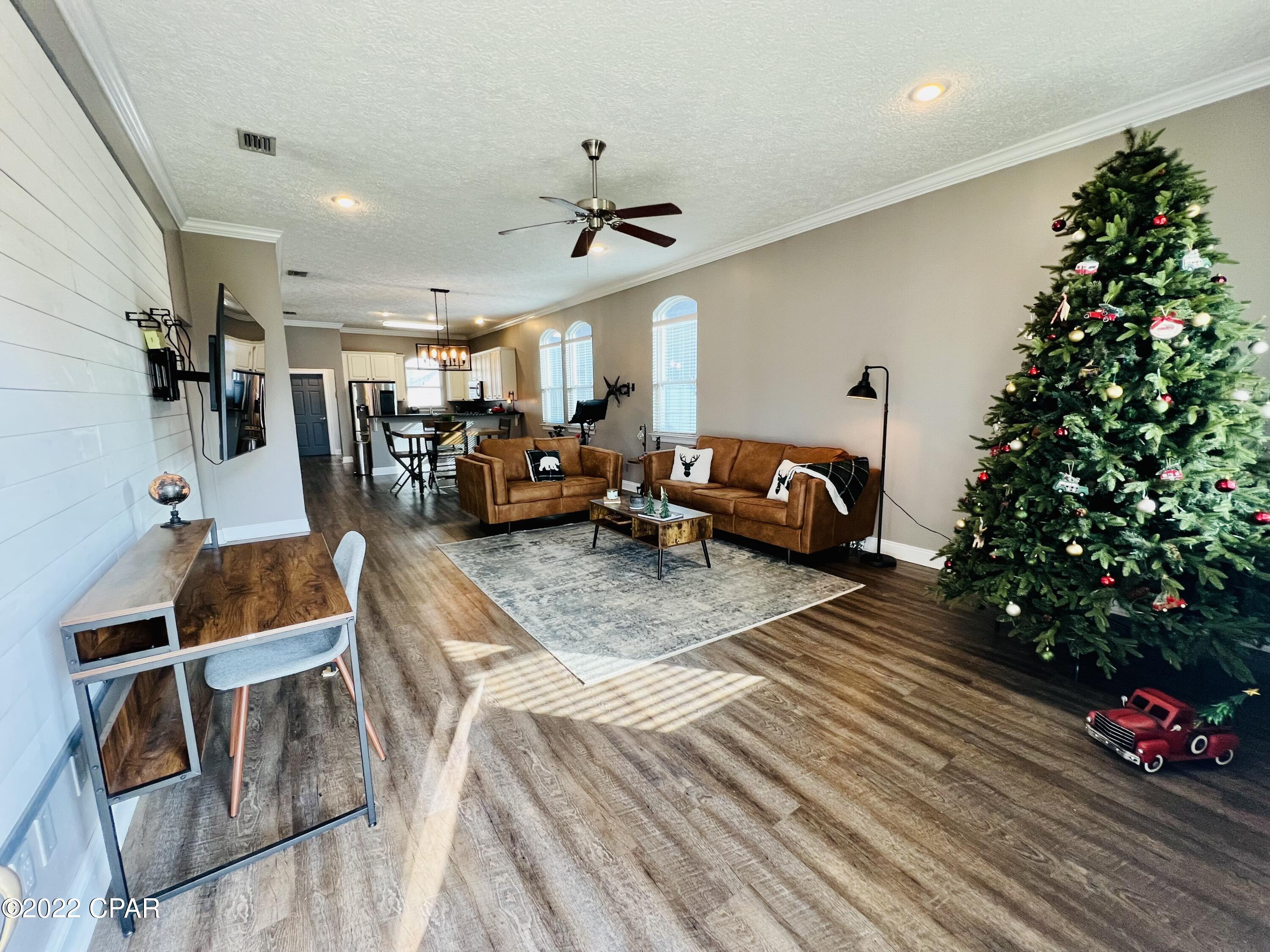 Riverside Park - Residential Lease