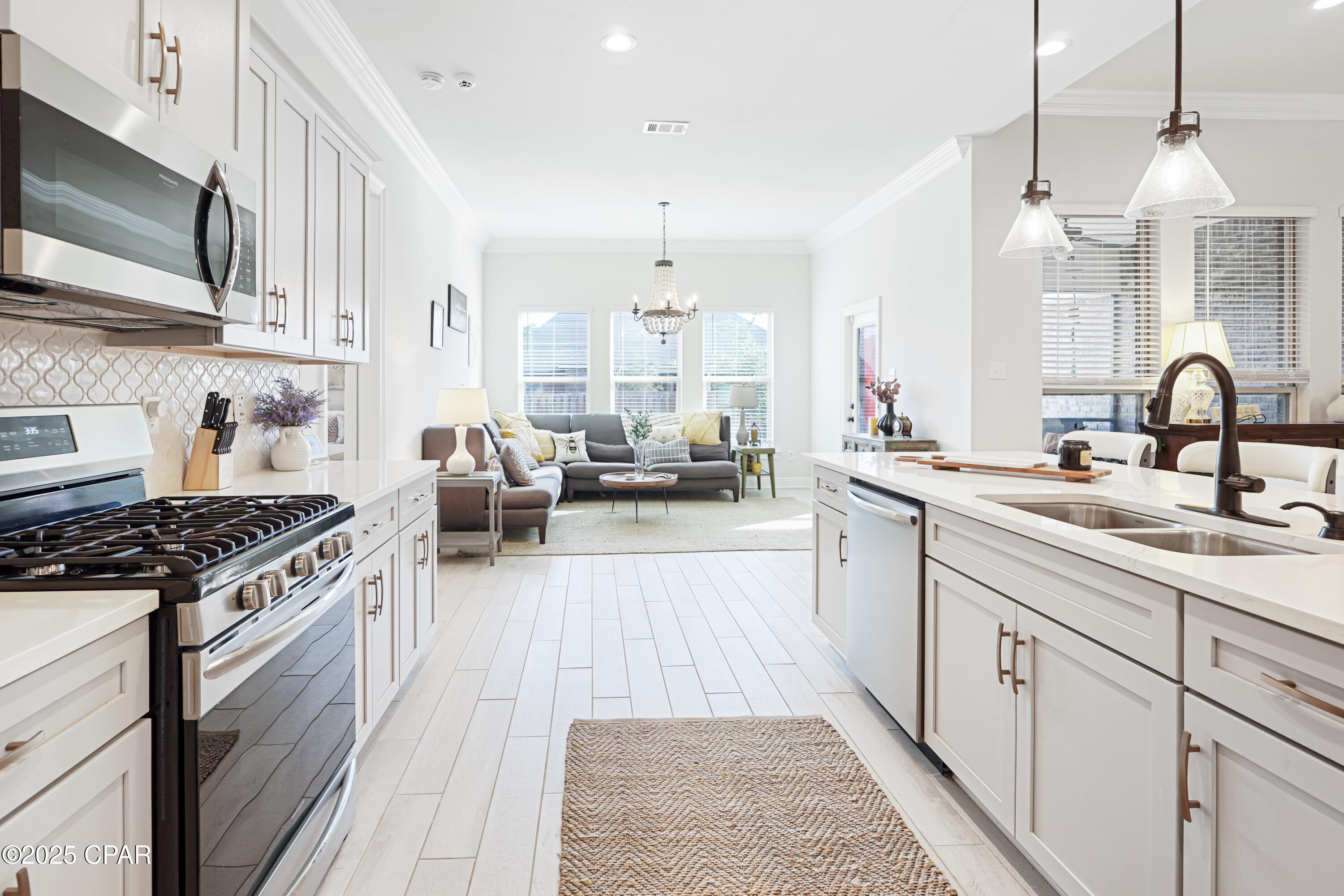 Hammock Bay - Residential