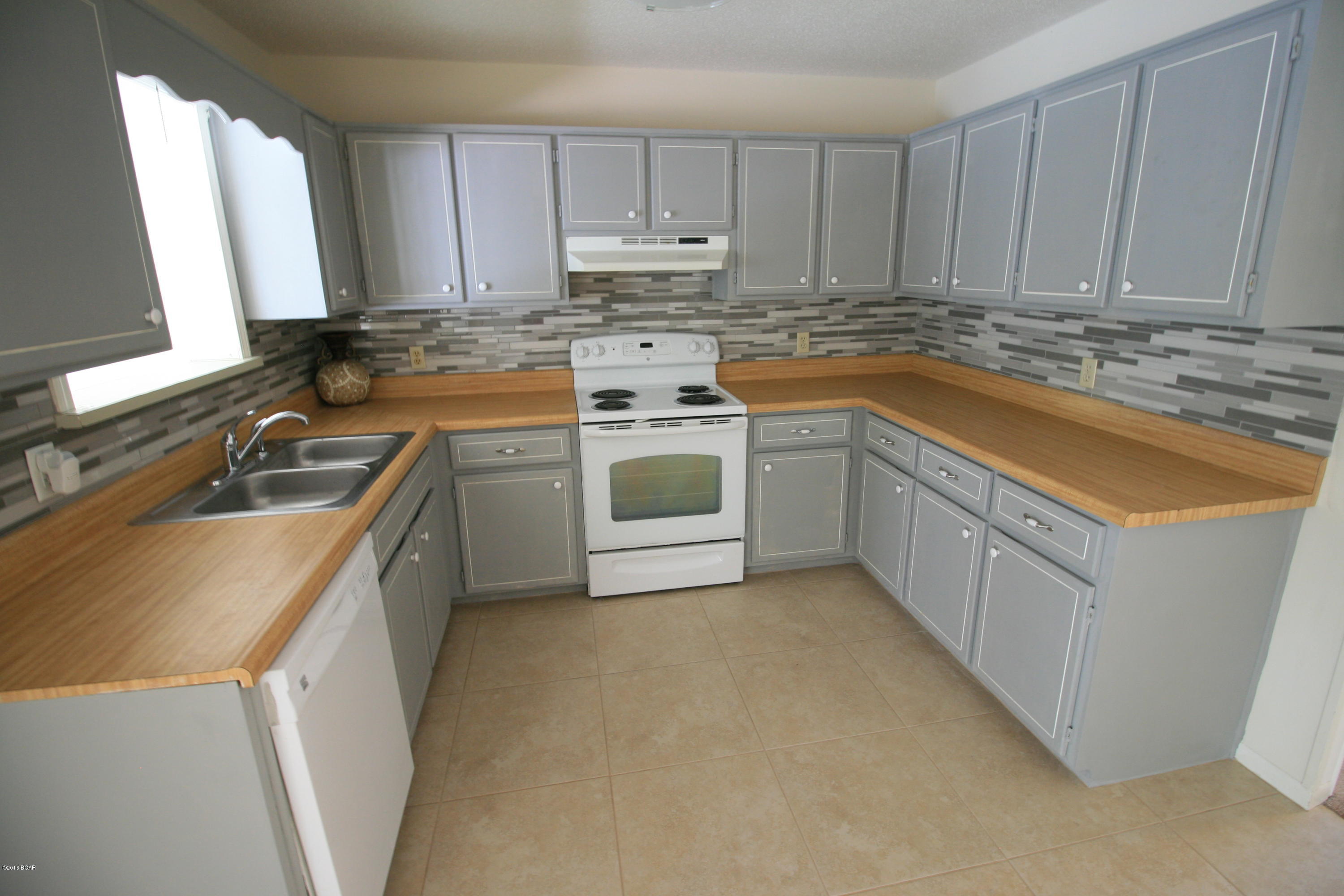 Laguna Beach Estates 2nd Add - Residential