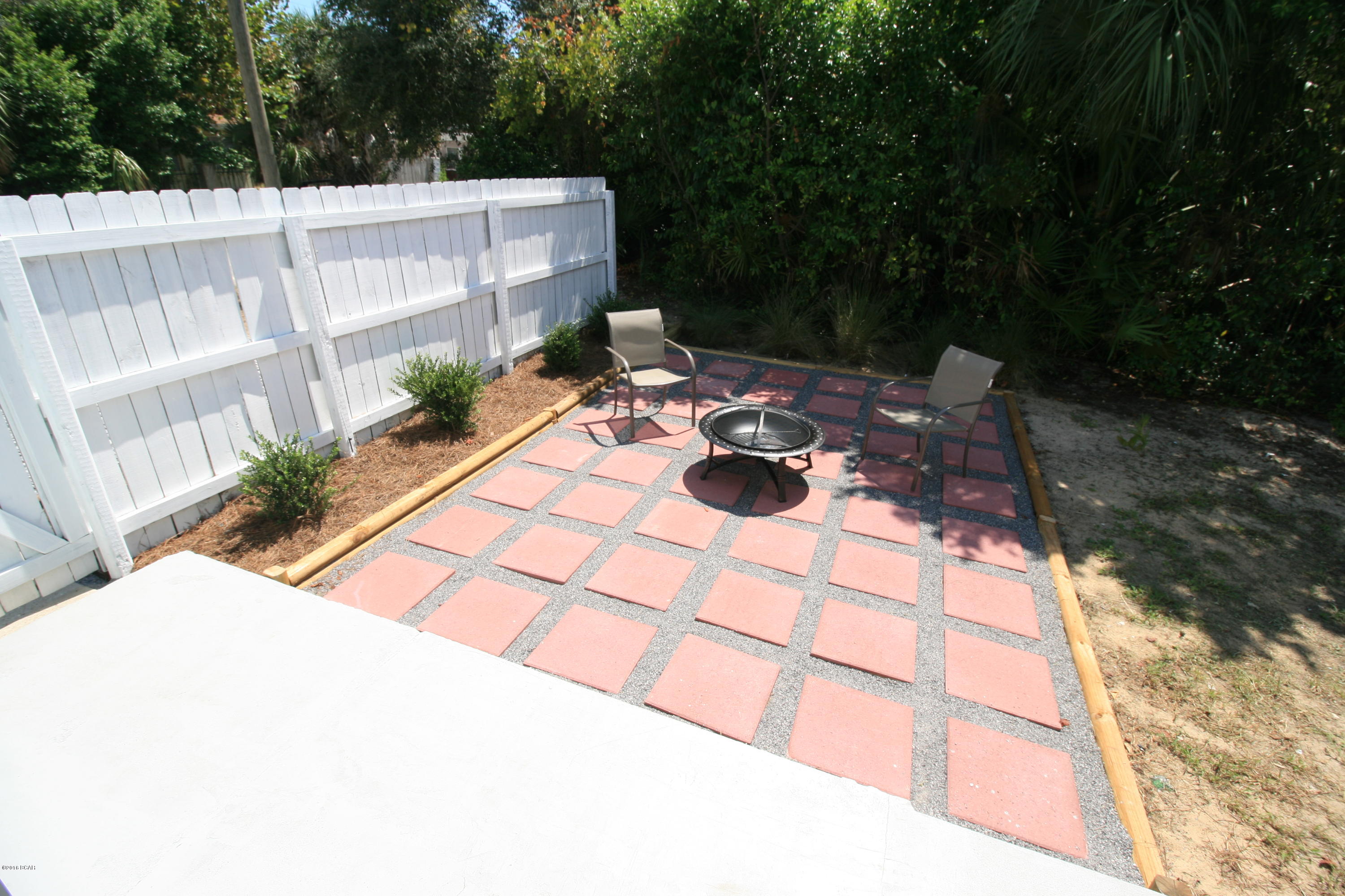 Laguna Beach Estates 2nd Add - Residential