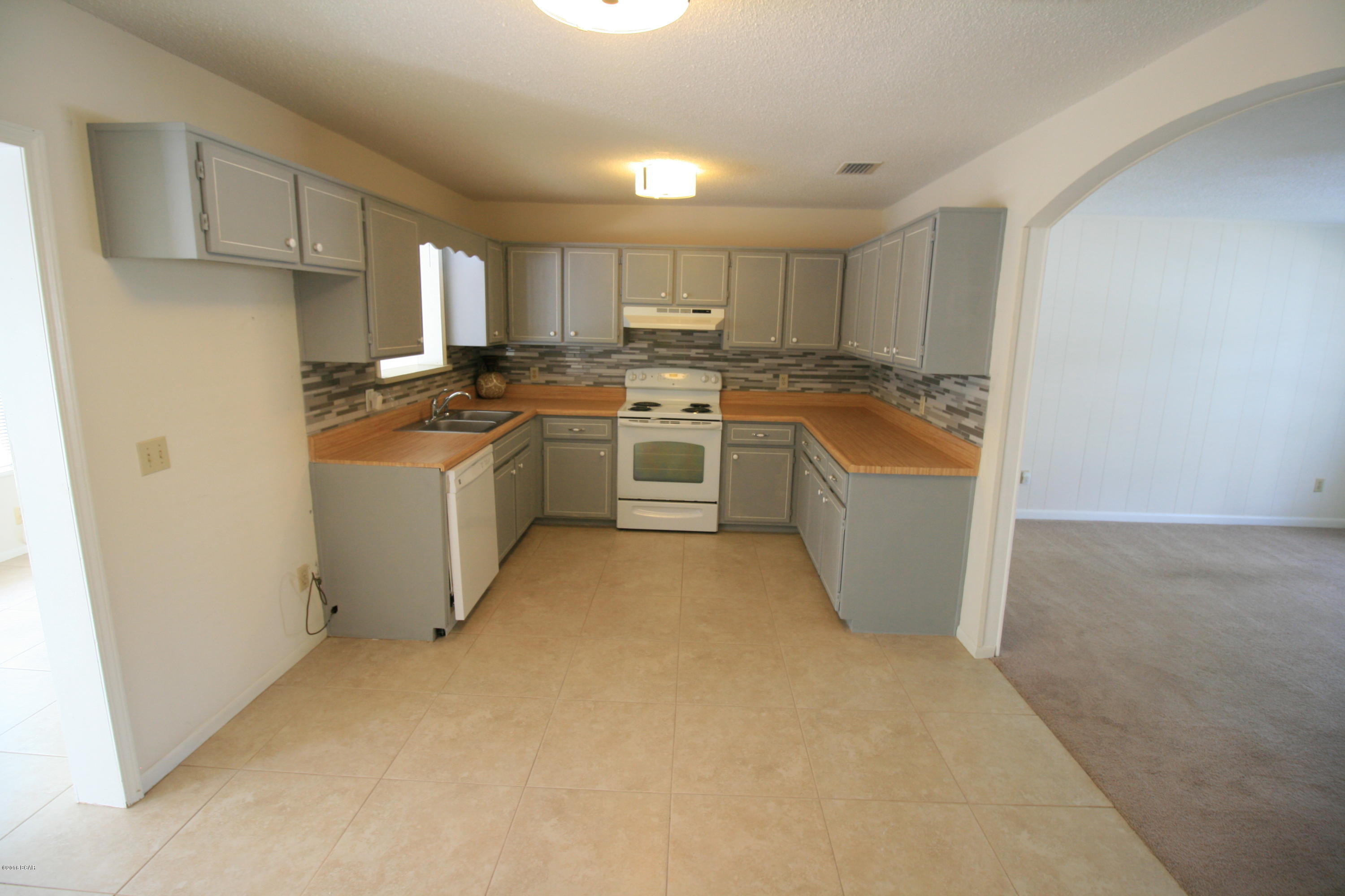 Laguna Beach Estates 2nd Add - Residential