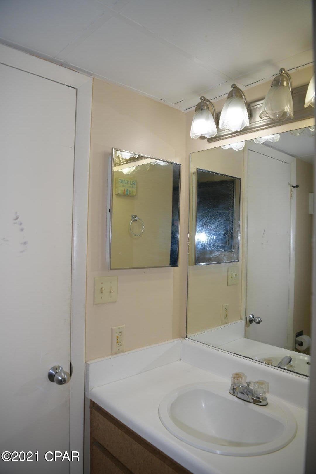 Sunbird Condo - Residential