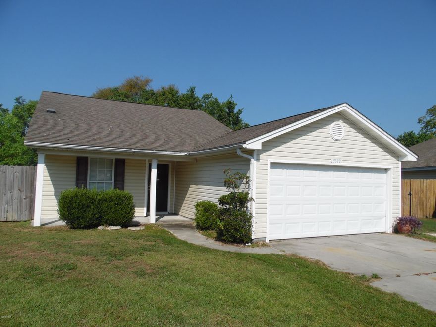 Wonderful home close to Tynadall;Panama City shopping and restaurants. OPen living with breakfast bar;split floor plan. This home also has a covered patio area off of the living area. There is also a double car garage with entrance into the home through the laundry room. This home's convenient location would make a great primary residence or rental.