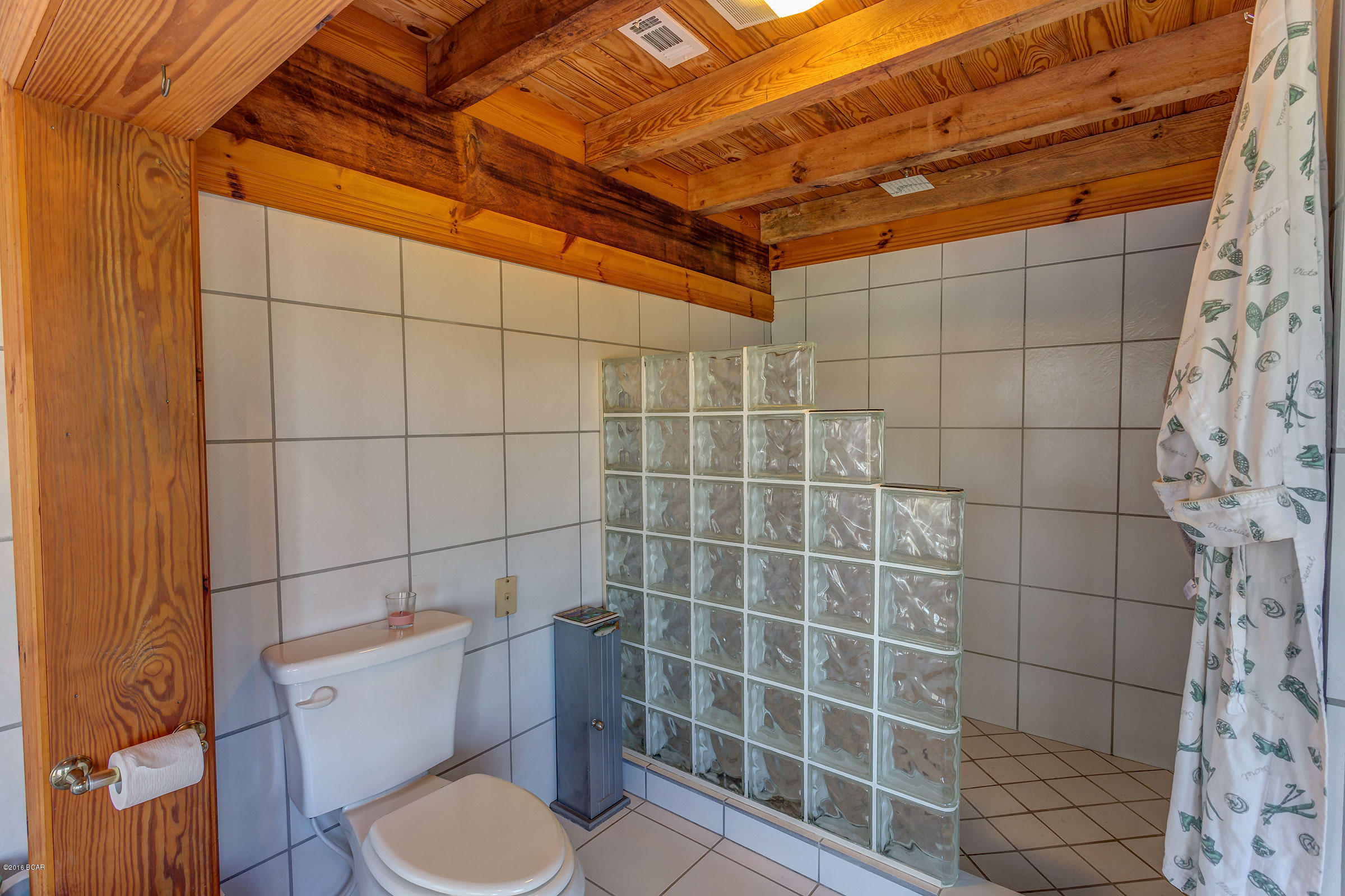 Compass Lake In The Hills - Residential