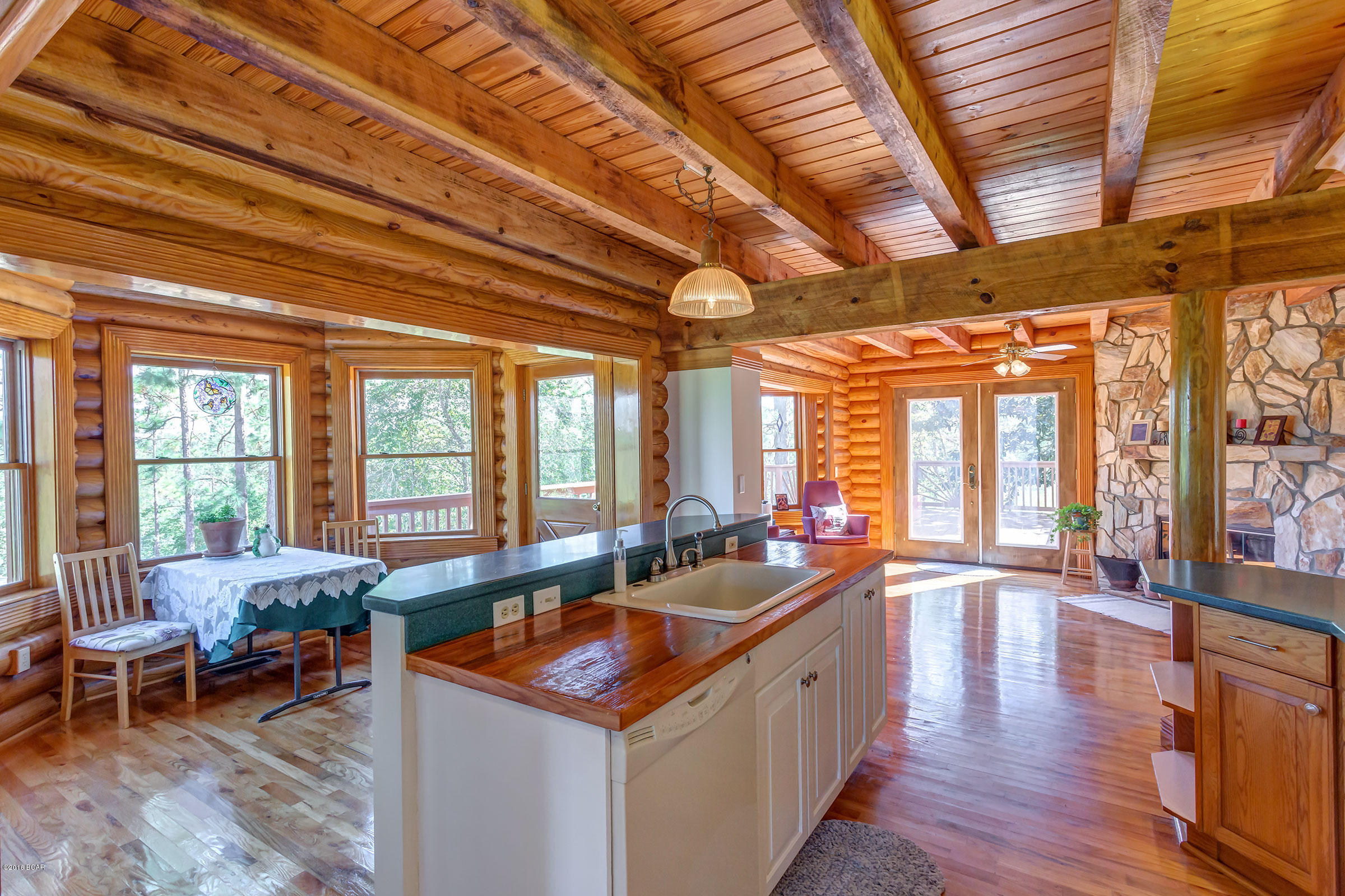 Compass Lake In The Hills - Residential