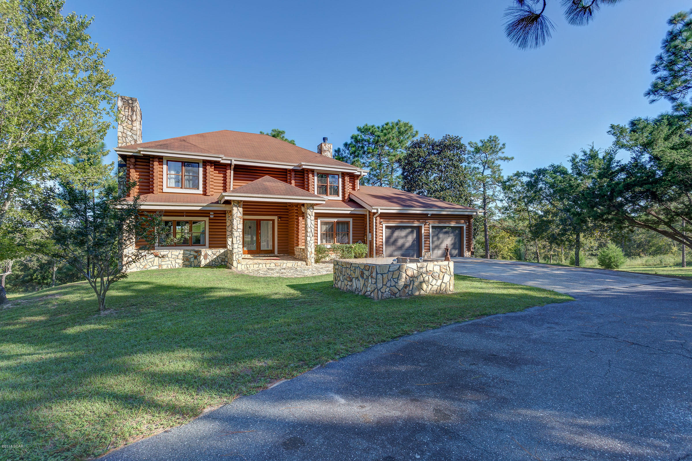 Compass Lake In The Hills - Residential