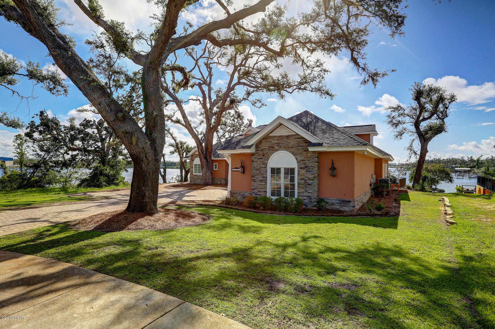 Cove Pointe - Residential