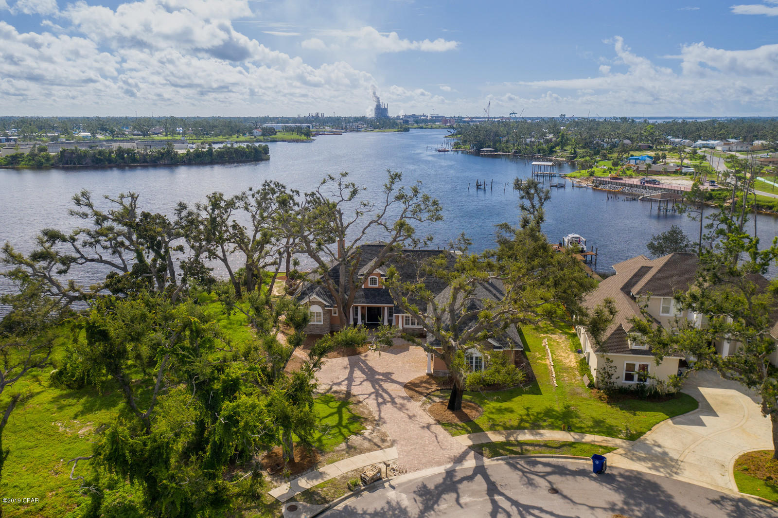 Cove Pointe - Residential