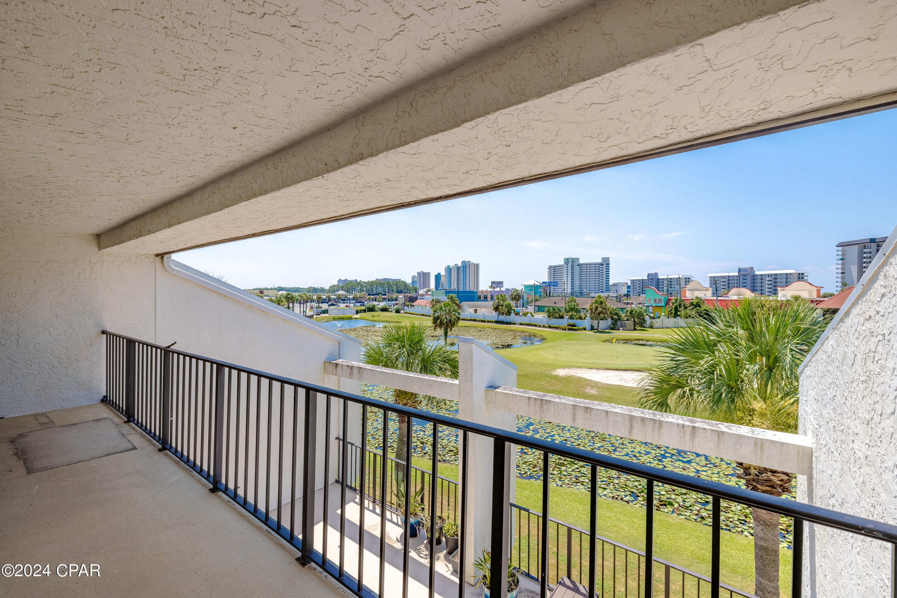 Edgewater Golf Villas 1 - Residential