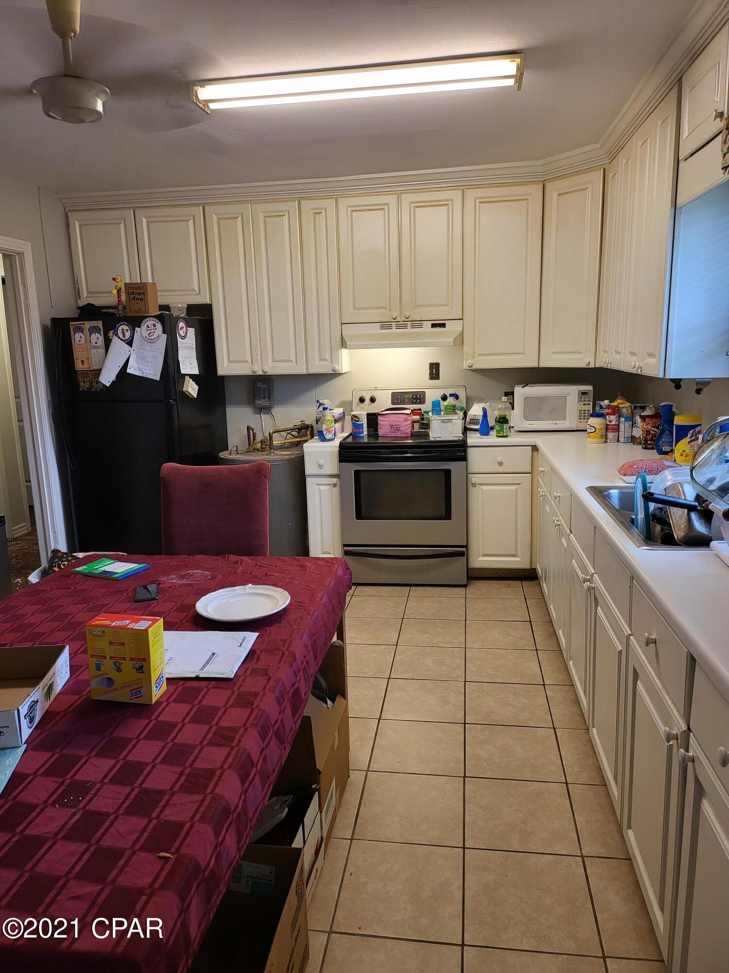 [No Recorded Subdiv] - Residential