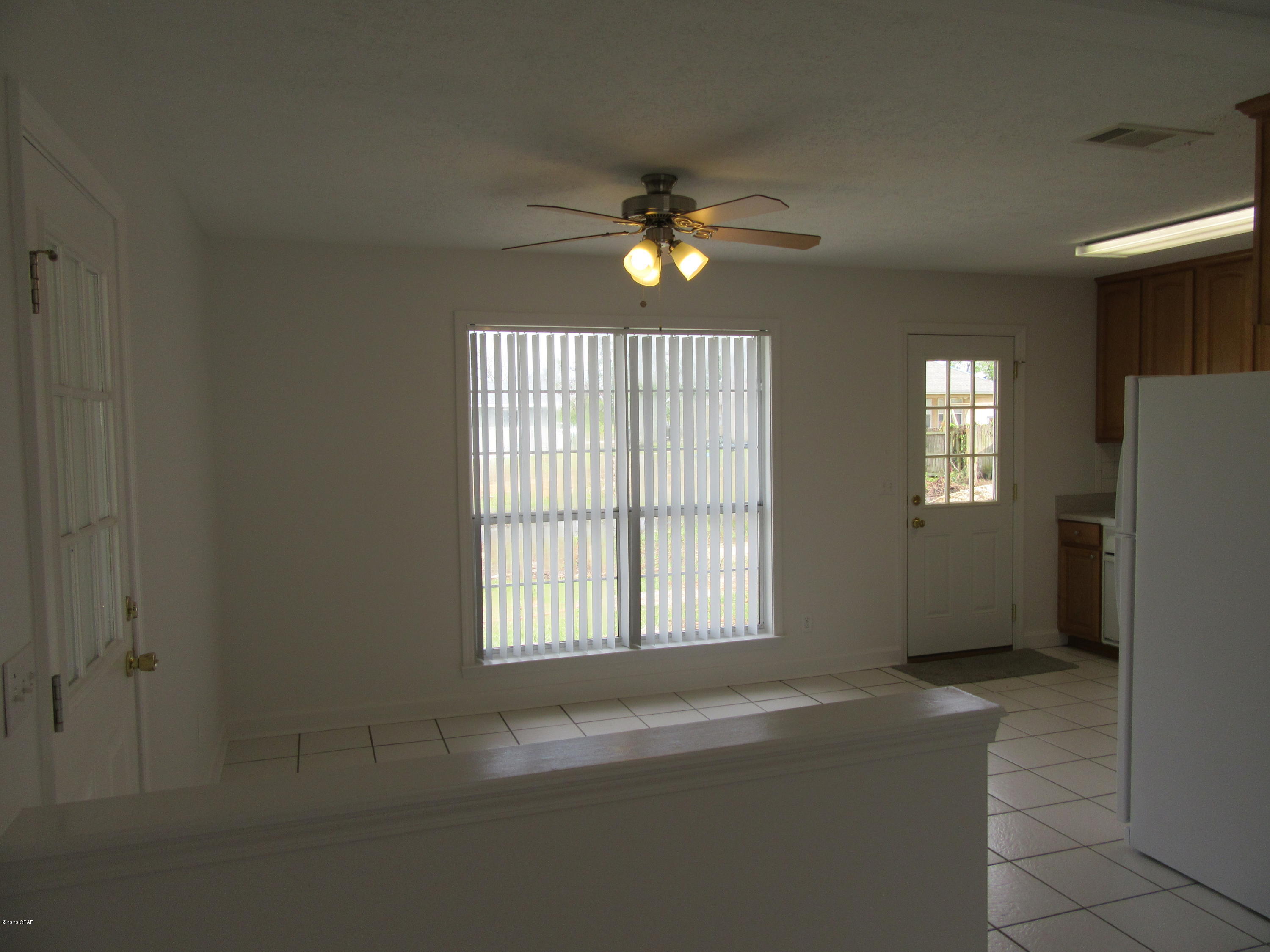 [No Recorded Subdiv] - Residential Lease