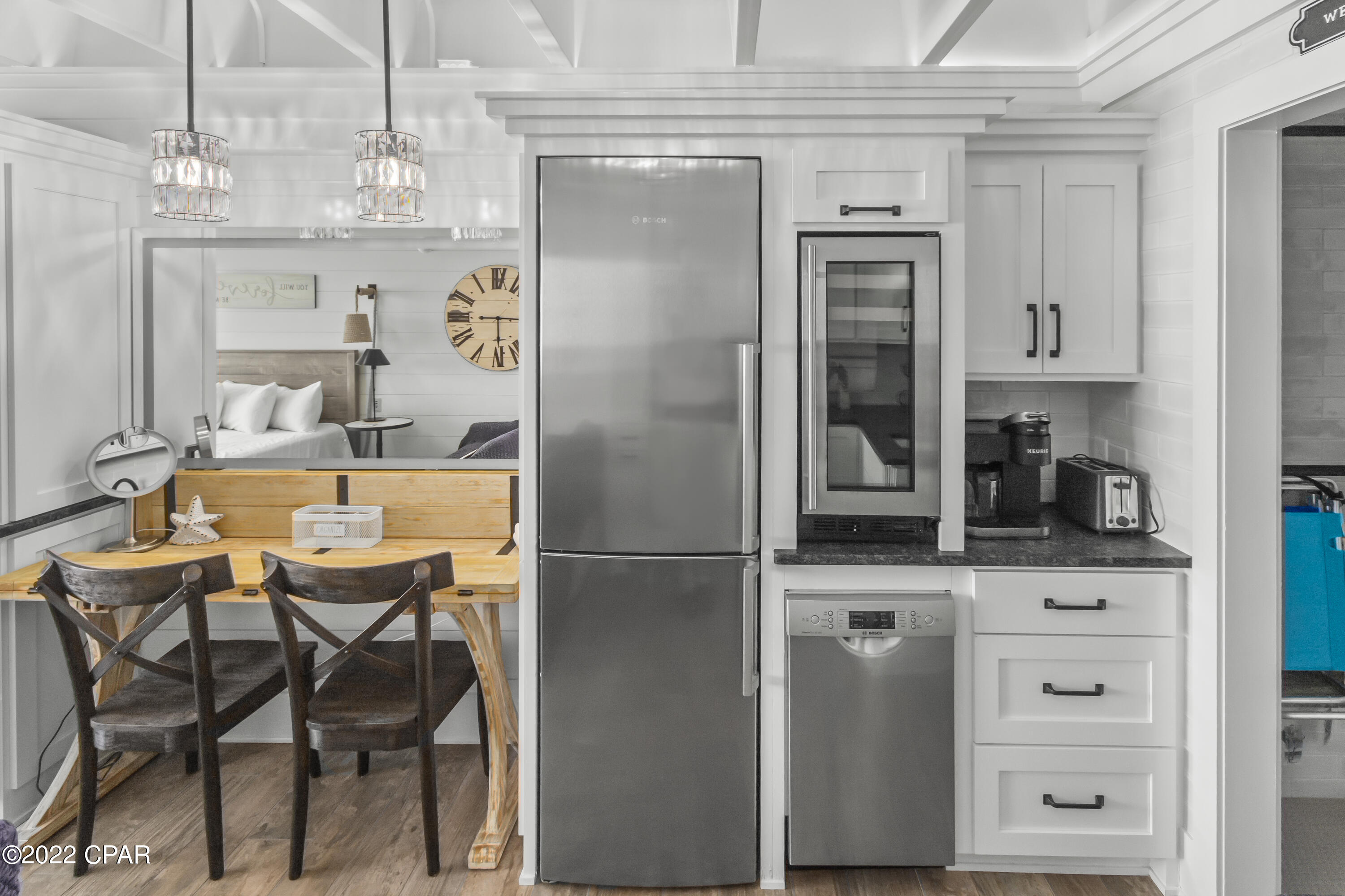 Fontainebleau Terrace - Residential