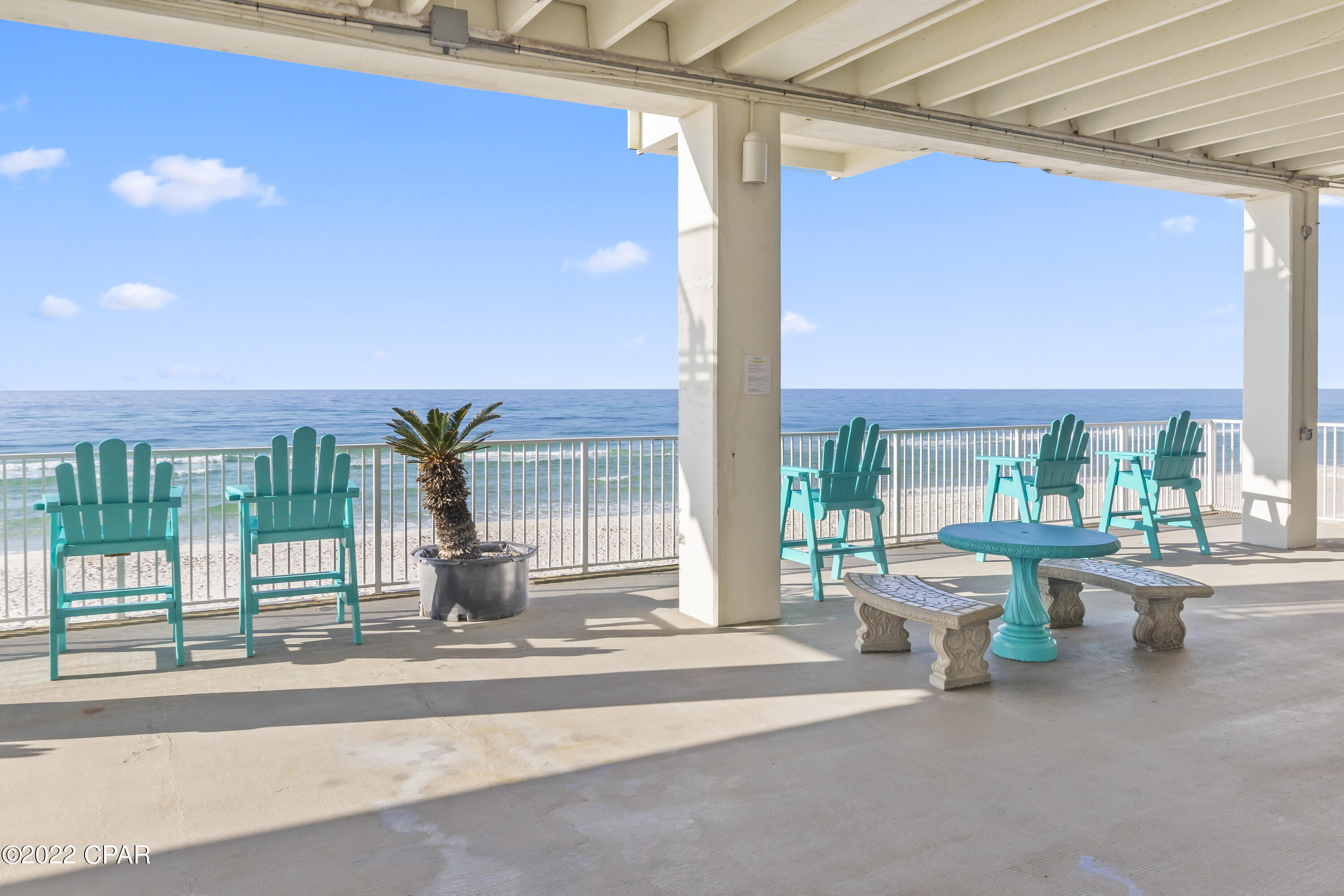 Fontainebleau Terrace - Residential